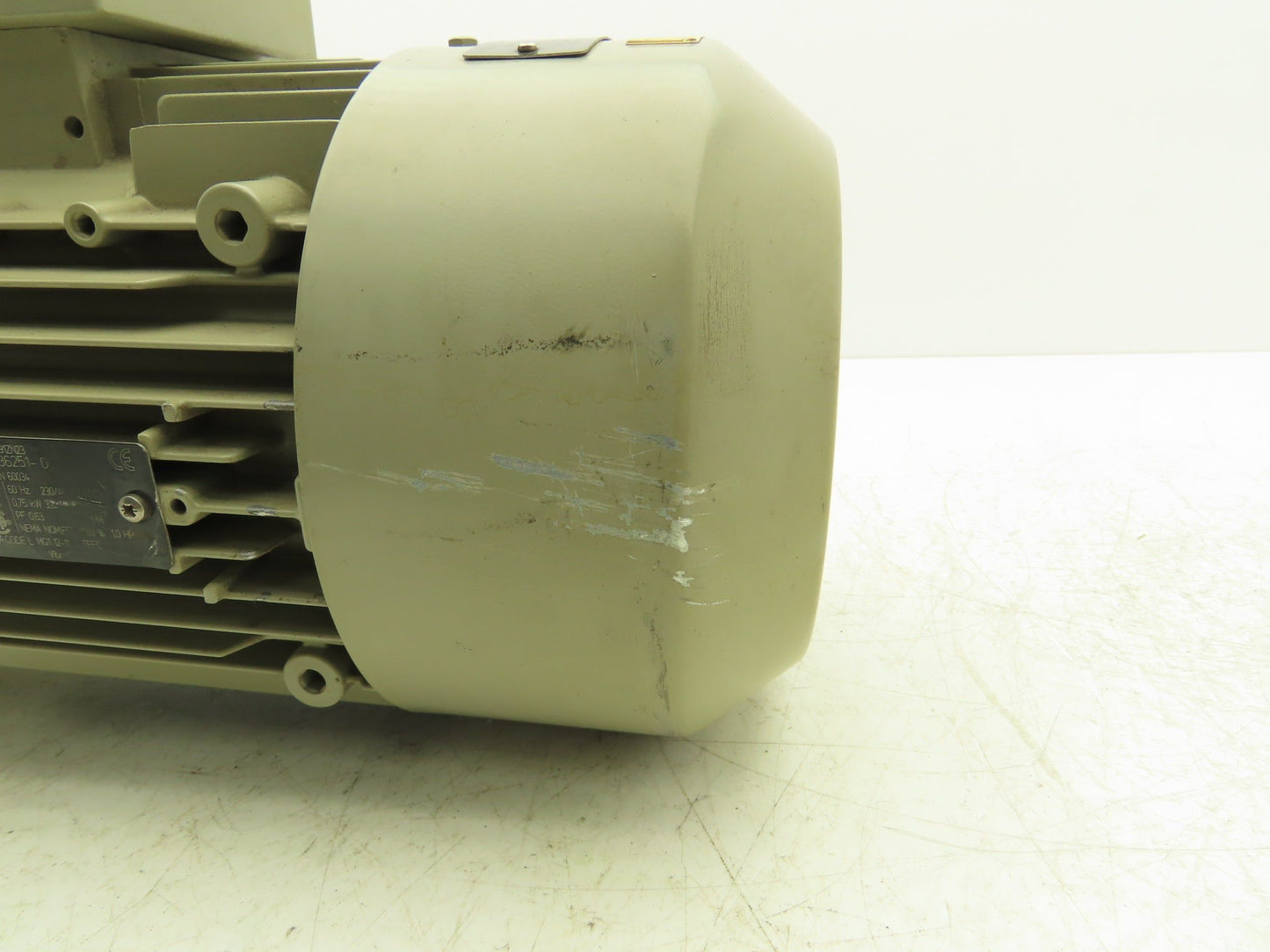 Siemens 1LA9090-6KA91ZN23 Metric AC Motor .75kw 1145rpm 230/460V 3PH IEC 90