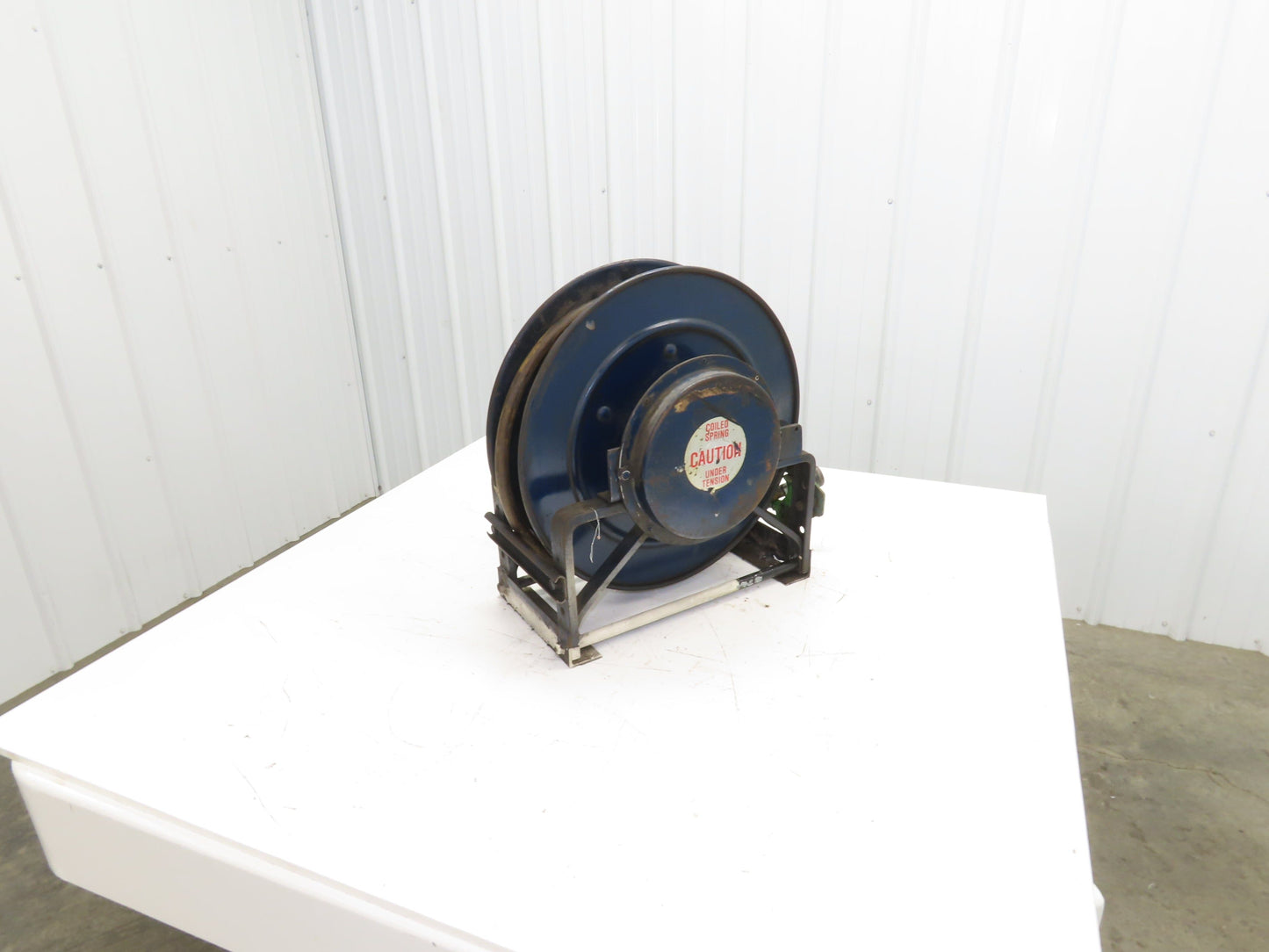 Hannay Reels 716-19-20C SR Retractable Industrial Air Hose Reel 1/2" X 39' Hose