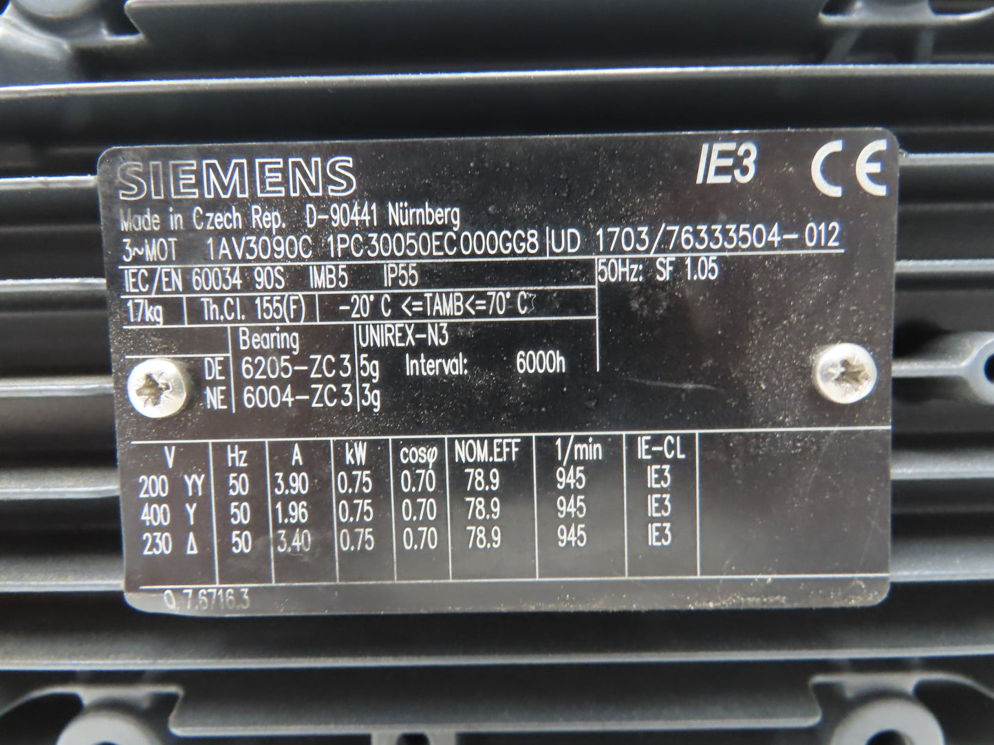 Siemens 1AV3090C Metric AC Motor .75kw 1155rpm 230/460V 3PH IEC 90 Frame