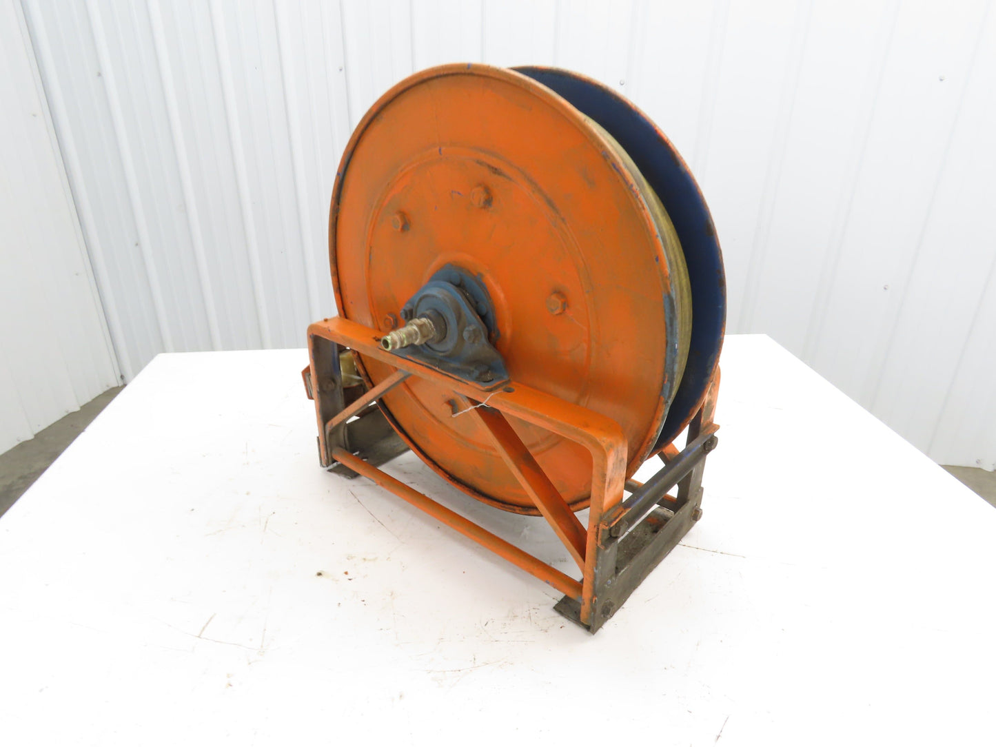 Hannay Reels 716-19-20C SR Retractable Industrial Air Hose Reel 1/2" X 40' Hose
