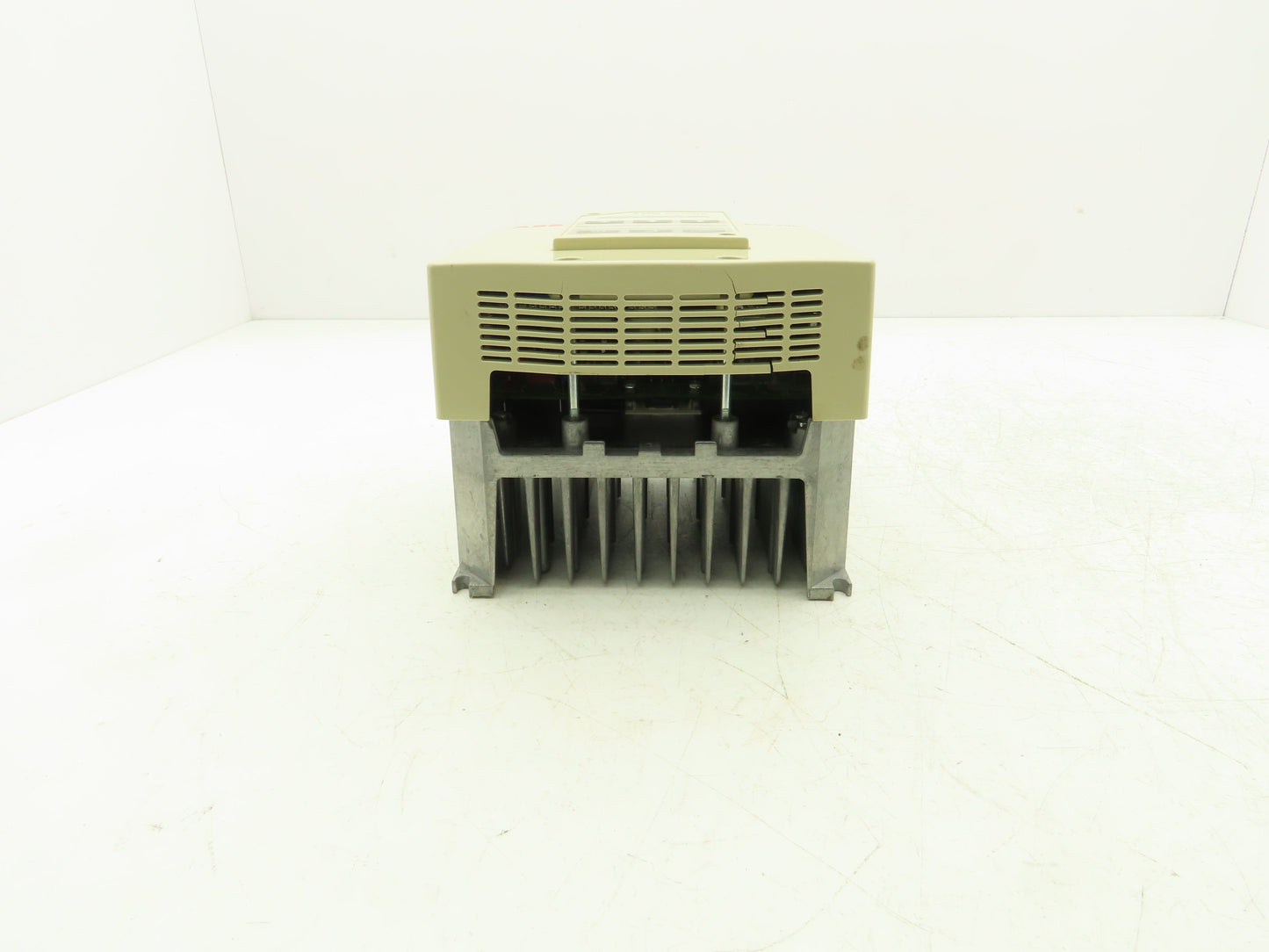 ABB ACS201-1P1-1-00-10 ACS 200 AC VFD Drive 3/4HP 240V 1PH Input