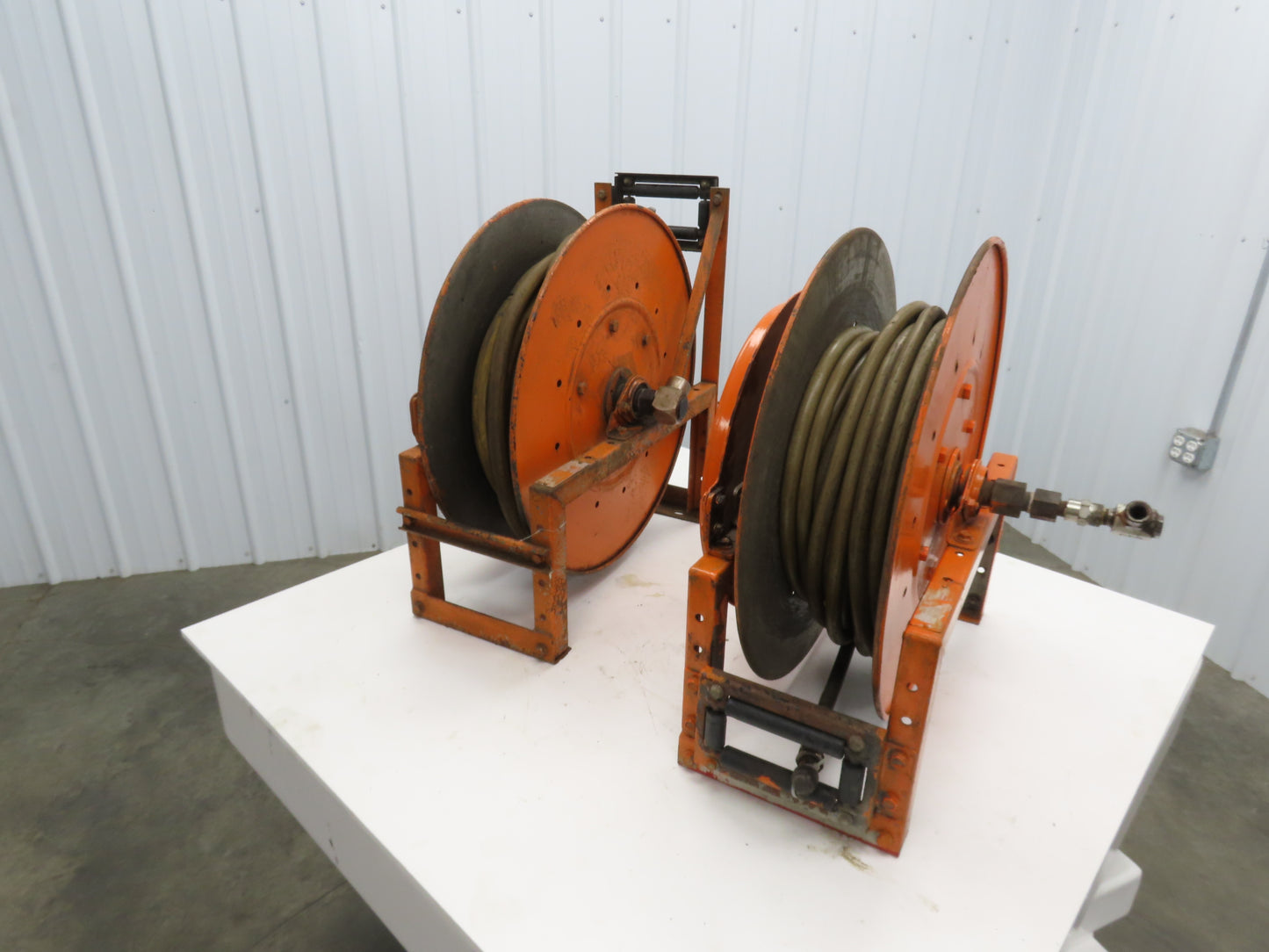 Hannay Reels 818-25-26B TR Retractable Industrial Water Hose Reel Lot Of 2