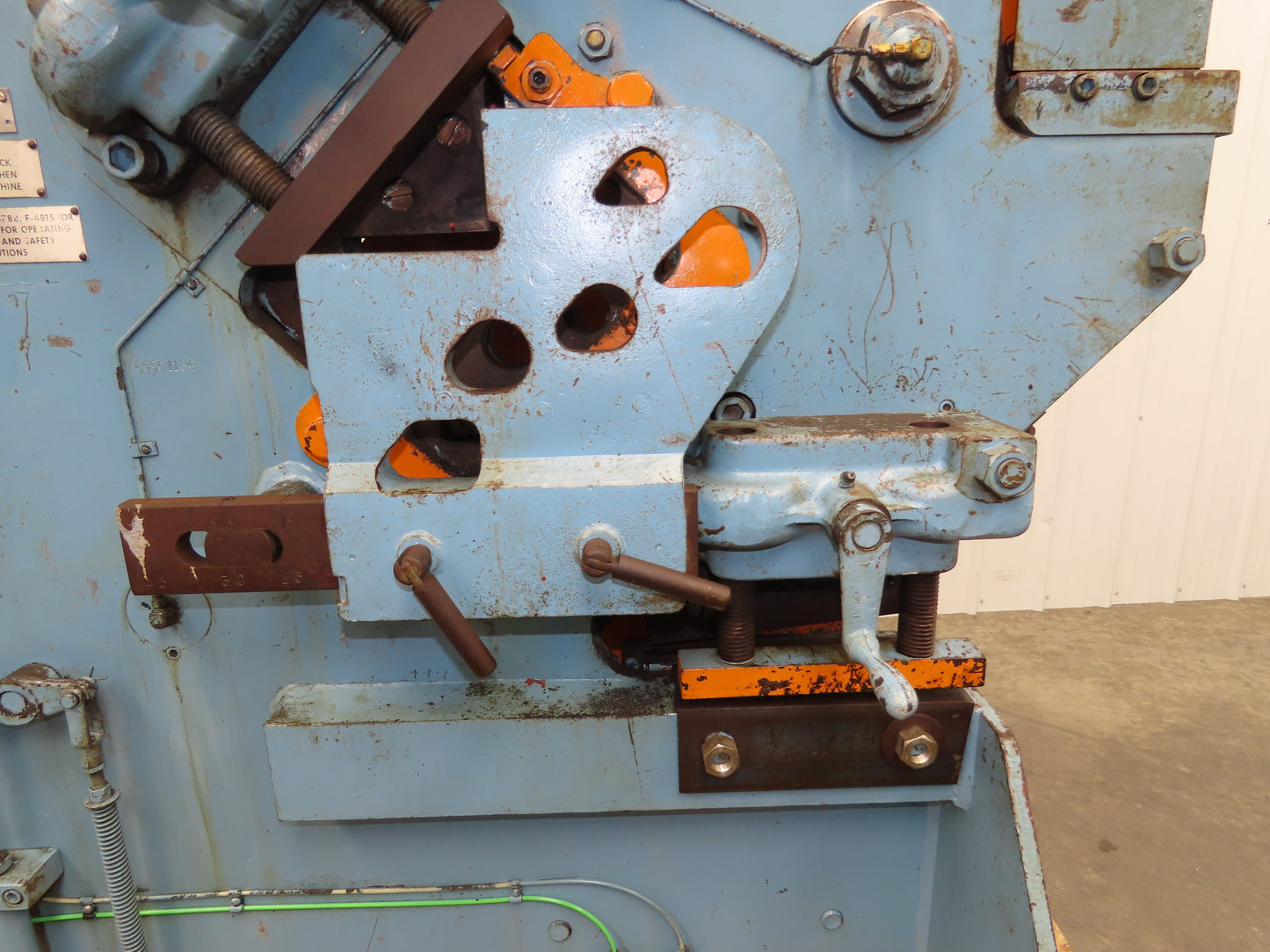 Buffalo 1/2 Mechanical Iron Worker UIW 50 Ton 3 HP 460V Shear Punch Cutter