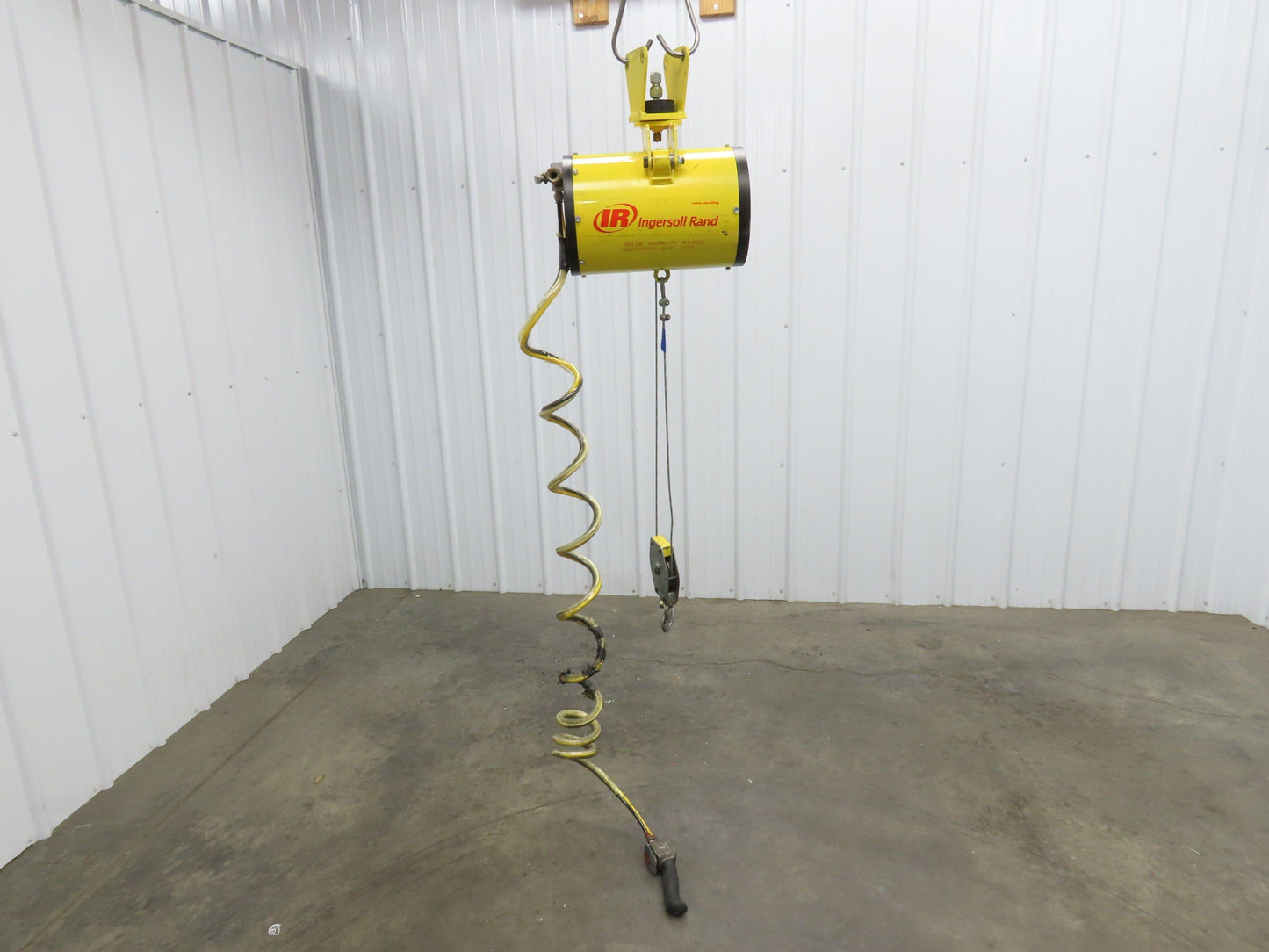 Ingersoll Zimmerman BW020120 Pneumatic Air Balancer 6' Travel 400Lb Swivel Mount
