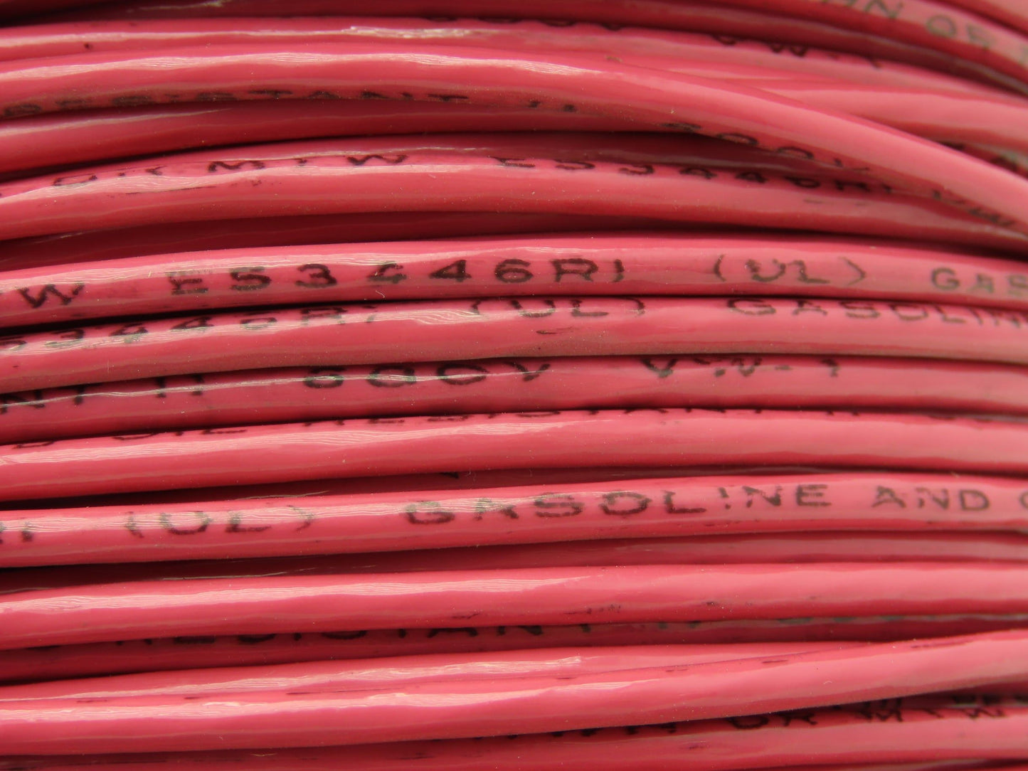 Superior Essex E53446R1 Wire Spool 14AWG Conductor THHN Gas & Oil Resistant 330'