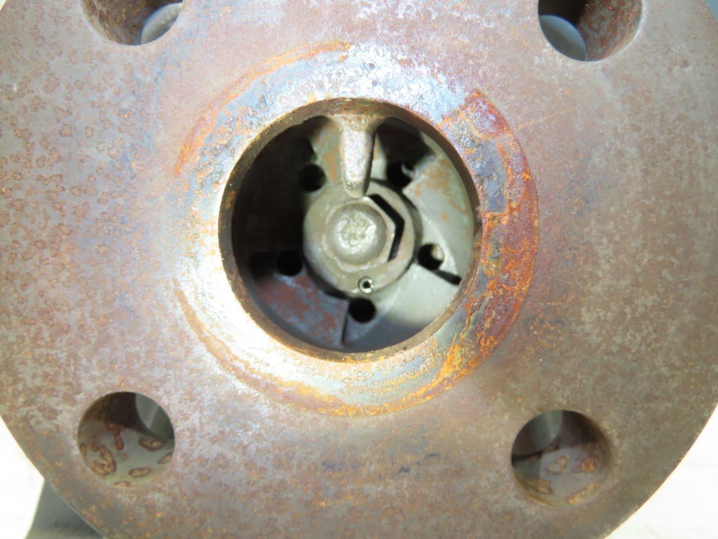 Ebara IFWM1613 Centrifugal Pump 50x40mm Flanged 132gpm *Broken Case Mount*