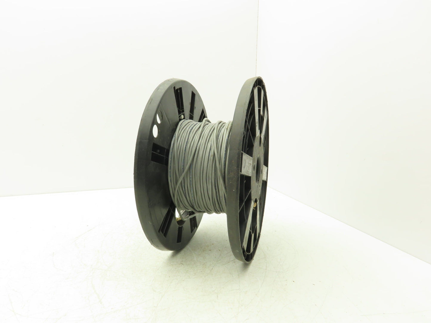 Belden 5402FE Wire Spool 20AWG 4 Conductor 130' Gray Foil Braid Shielded