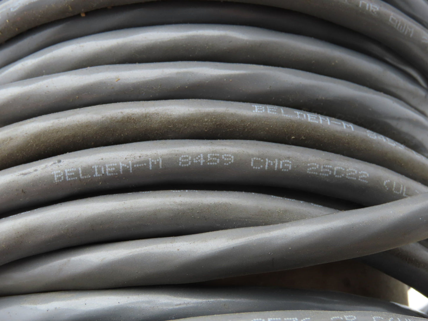 Belden 8459 060100 Multi Wire Spool 22AWG 25 Conductor 80' Gray Chrome