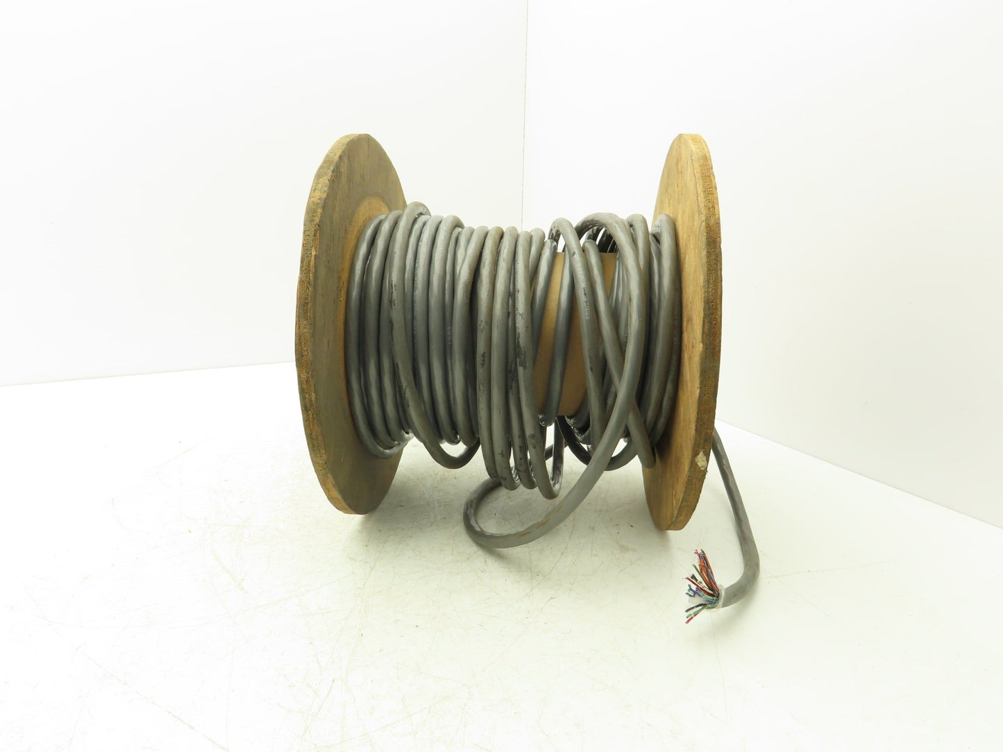 Belden 8459 060100 Multi Wire Spool 22AWG 25 Conductor 80' Gray Chrome