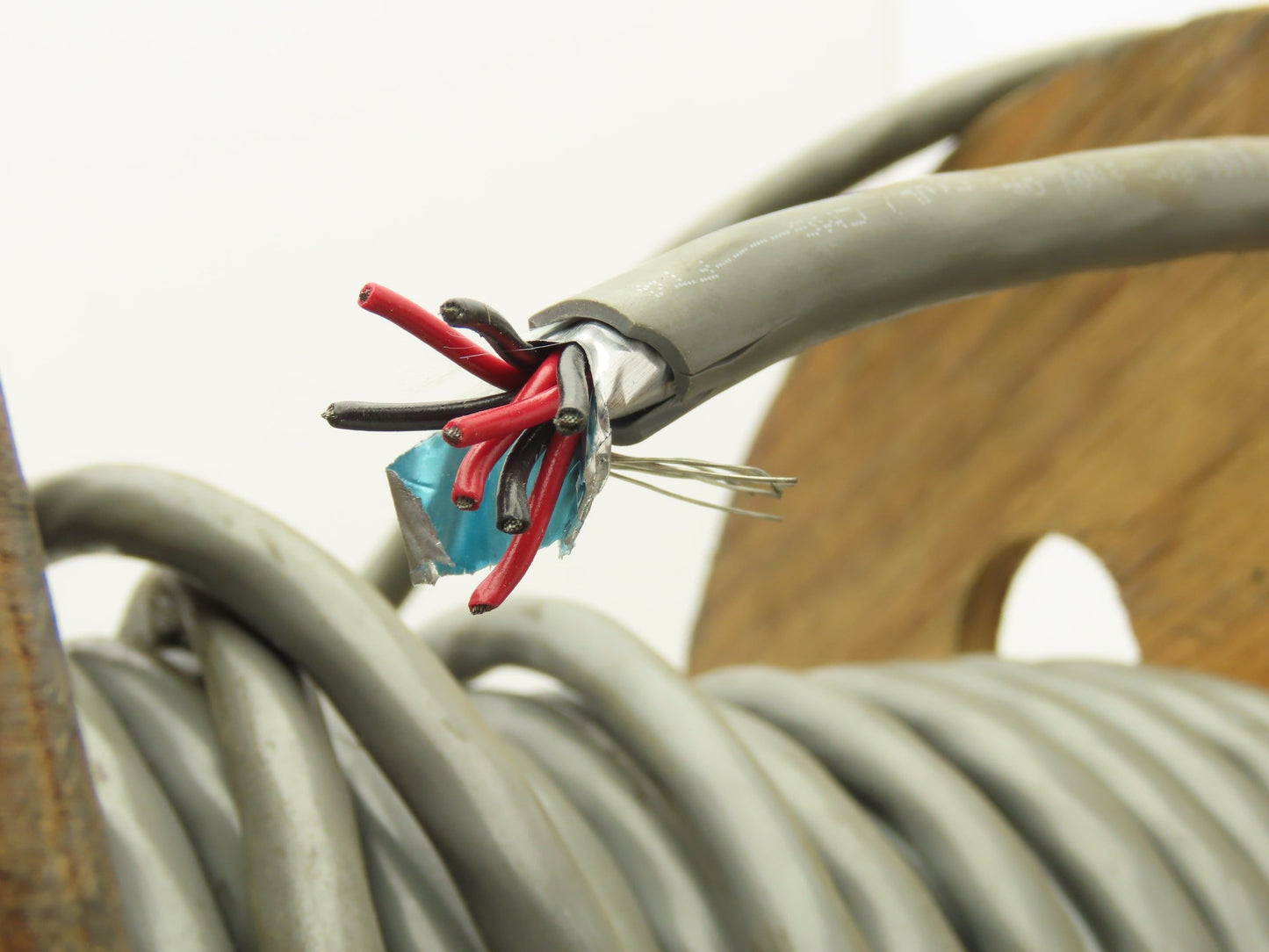 Belden 9554 Multi Wire Spool 18AWG Shielded 4 Pair Conductor 110' Gray Cable