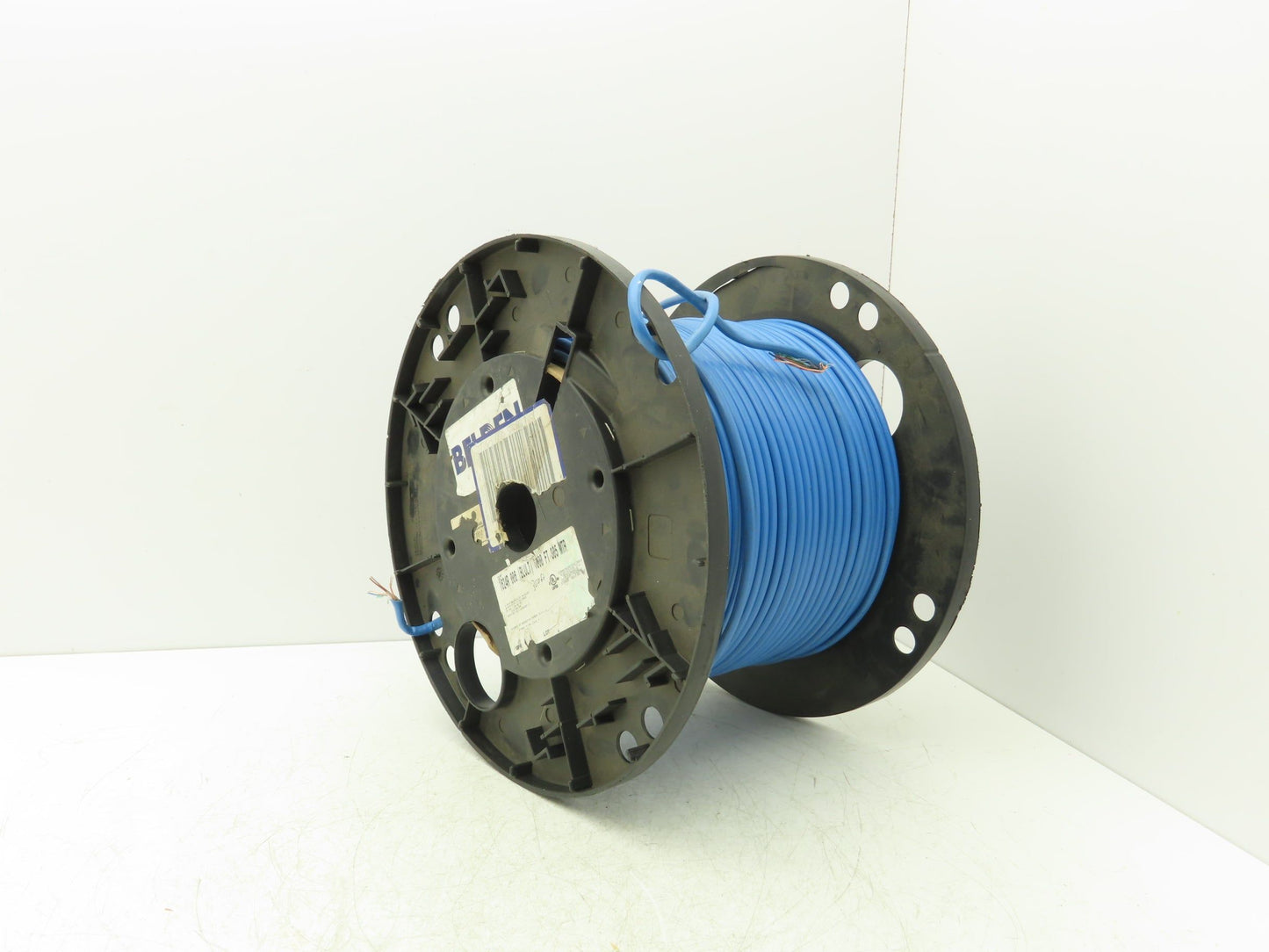 Belden 1624R 006 Wire Spool 24AWG 8 Strand 300' Blue Shielded Cable