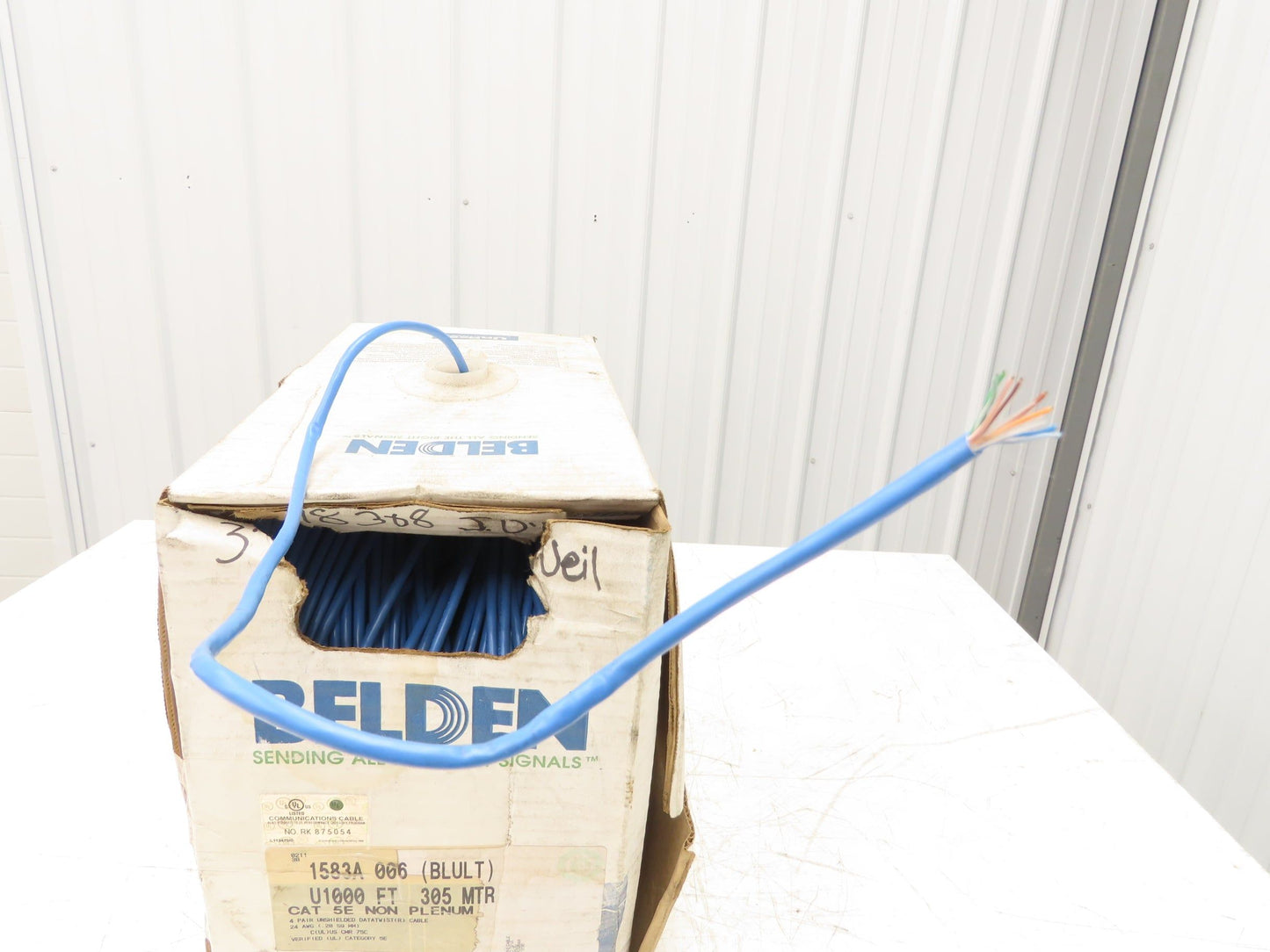 Belden 1583A 006 Wire Spool 24AWG 8 Conductor 800' Blue Shielded Cable