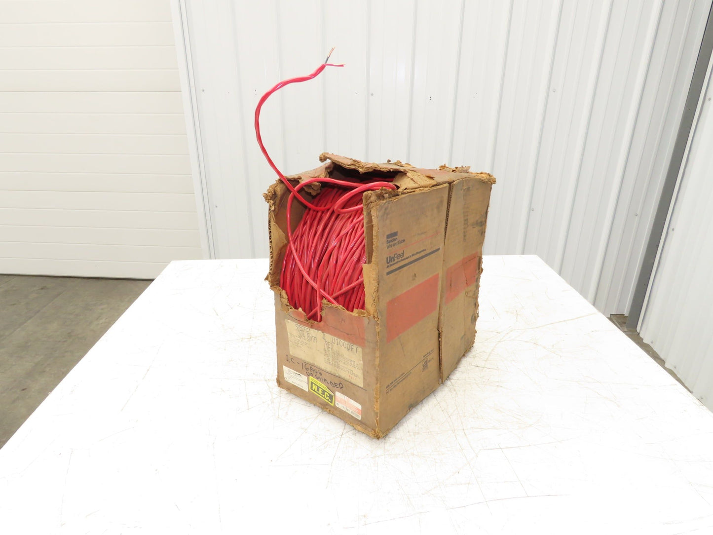 Belden 9572 002 Wire Spool 16AWG 2 Conductor 400' PVC Cable