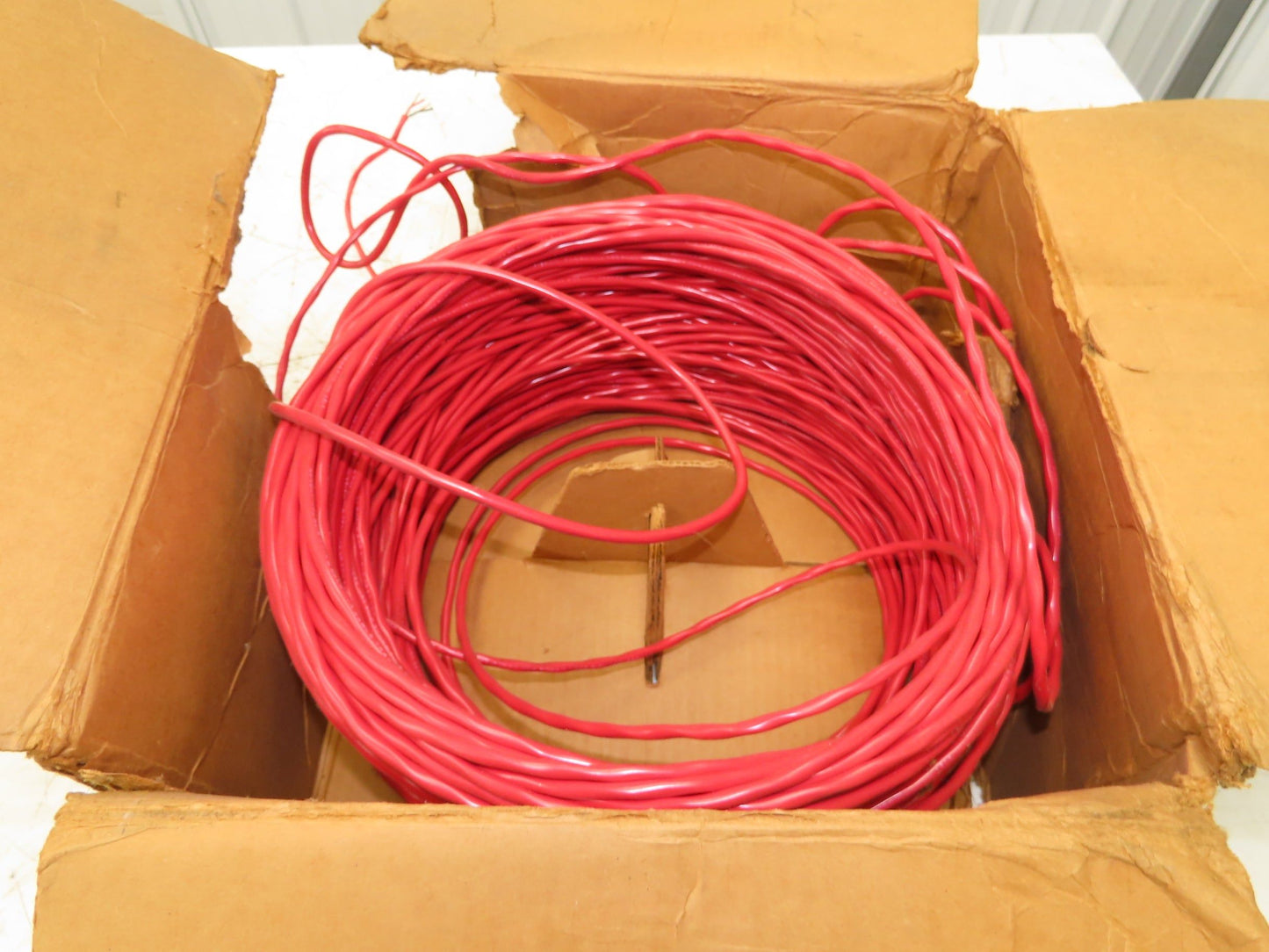 Belden 9572 002 Wire Spool 16AWG 2 Conductor 400' PVC Cable