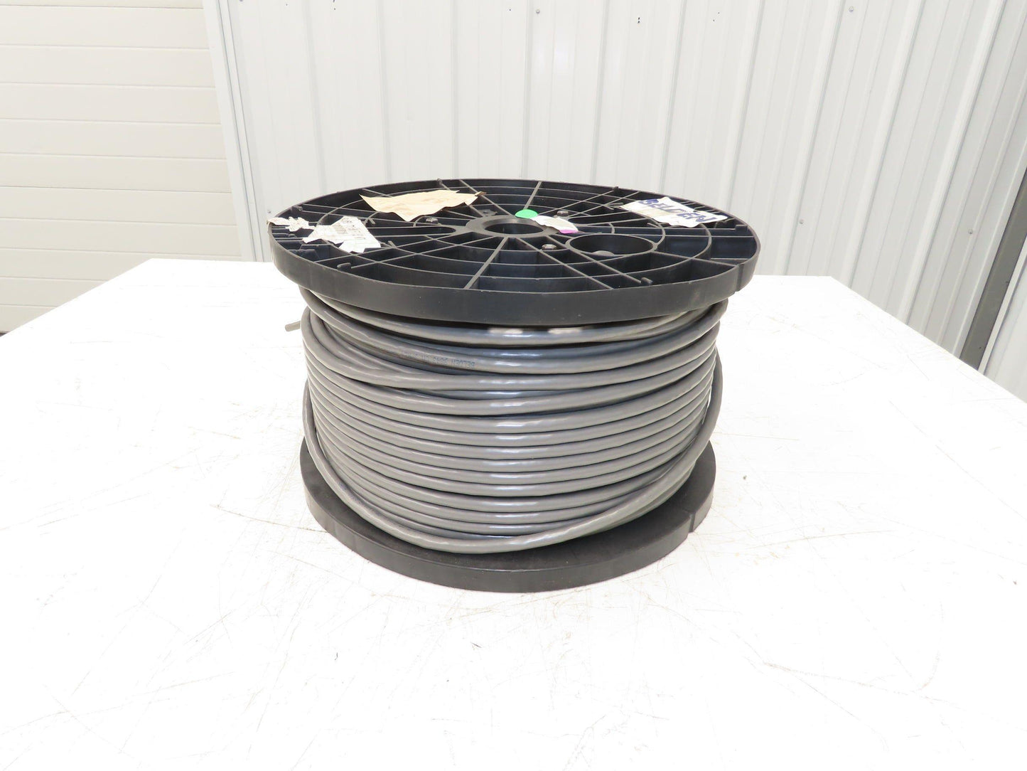 Belden 9843 060 Wire Spool 24AWG 500' 3 Pair Twisted Gray Cable 300V