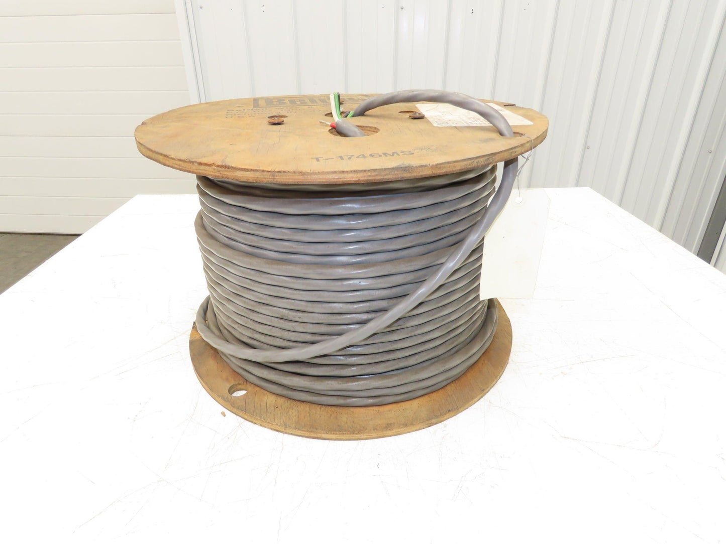 Belden 8627 060 Wire 14AWG 100' 4 Conductor Gray Chrome PVC Cable 600V