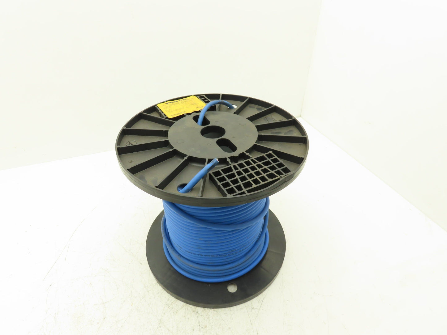 Turck CKNM 16-16-90 Actuator Sensor Cord 22AWG 16 Wire 180'