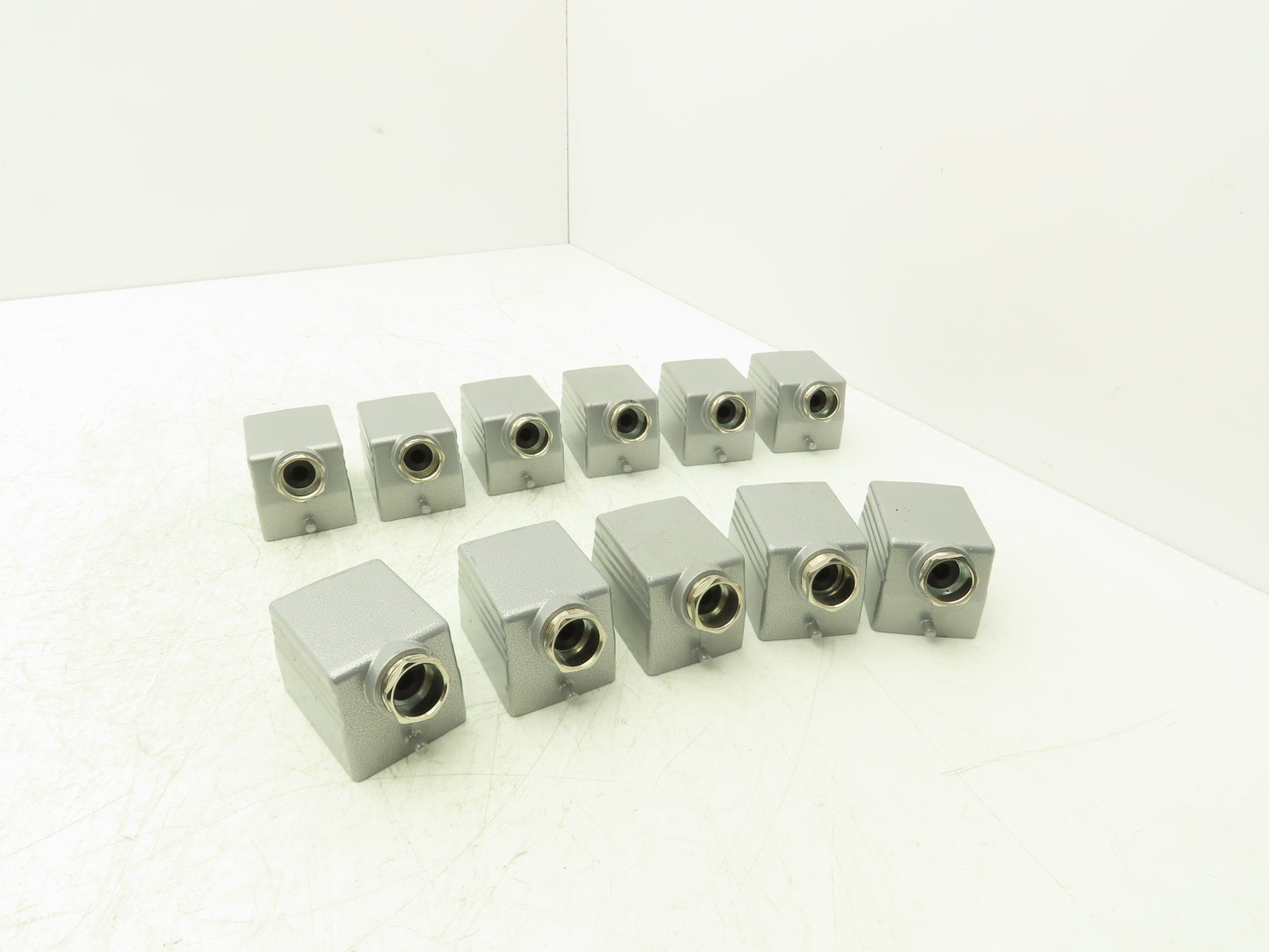 Phoenix Contact 1771118 Lateral Cable Entry Hood Pg13.5 Lot of 11