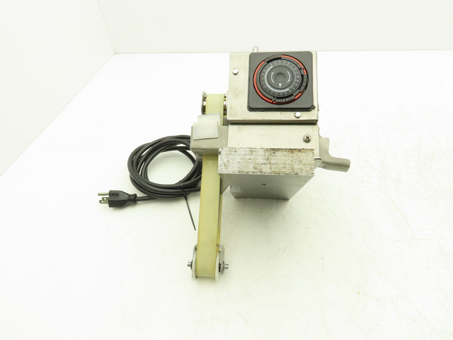 Abanaki SMMS1-06 Mighty Mini Belt Oil Skimmer w/Timer 1gph 6" Reach 115V