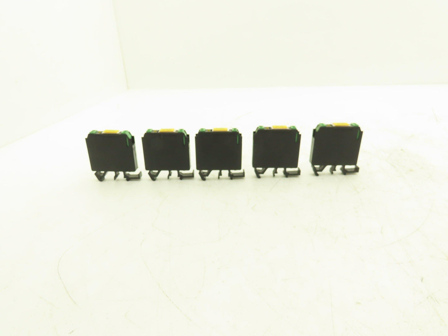Kaleja 02.01.117 Electronic Load Relay 12/24VDC 7.5A Lot of 5