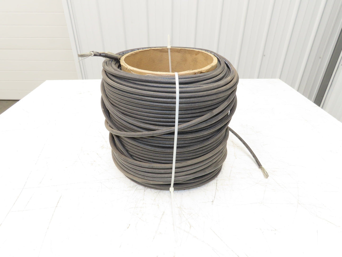 Continental 3127 Wire Spool 8AWG 390' Black Cable 600V Type SEWF-2