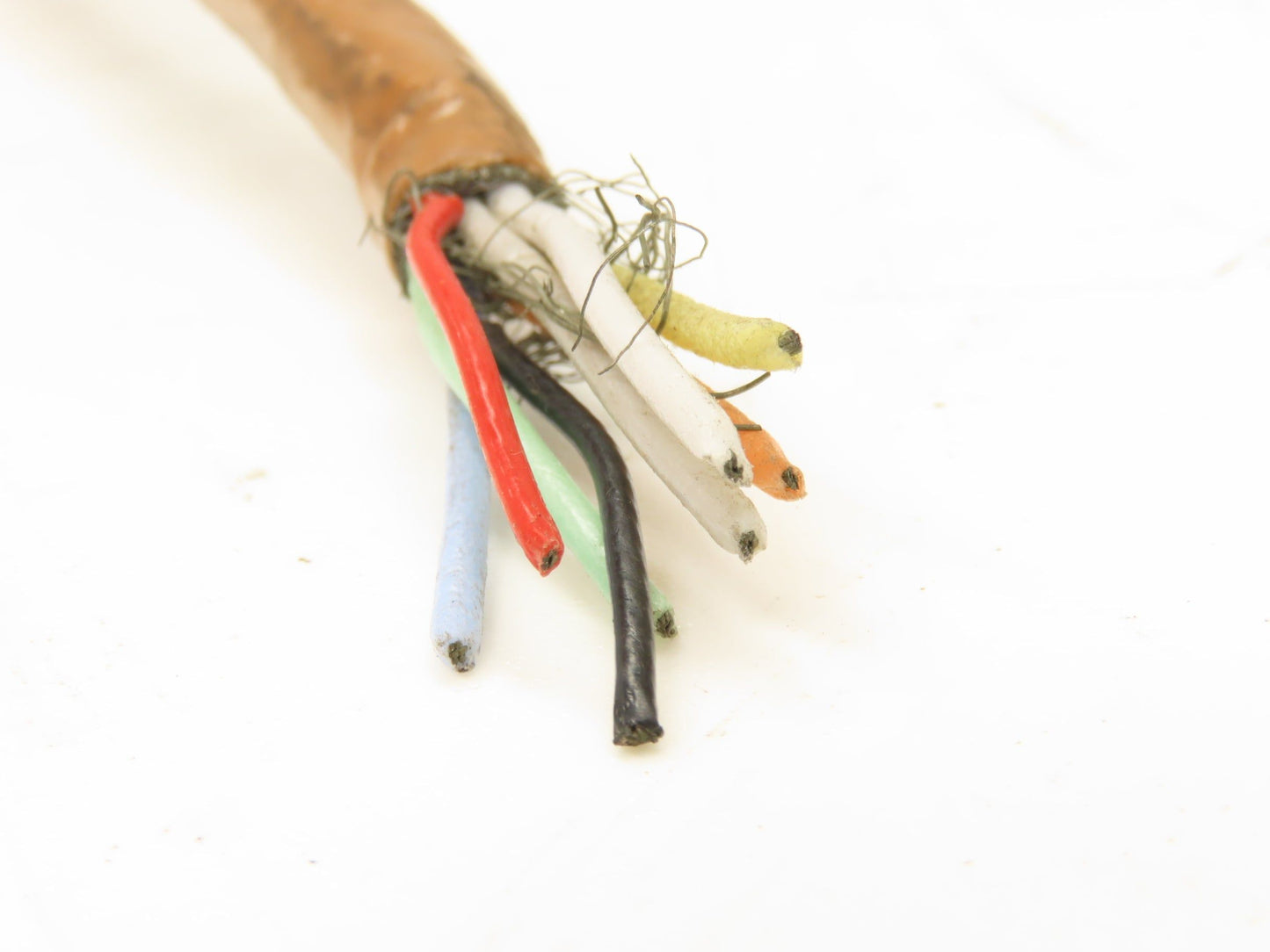 Belden 89892 Wire Spool 20AWG 140' 8 Conductor Shielded Red Cable Thermal