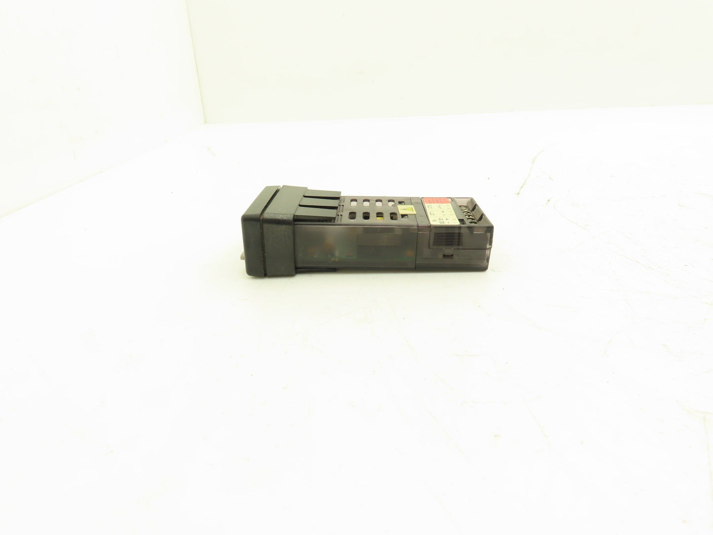 Watlow 935A-1CD1-BA0R Temperature Controller 24V 8VA