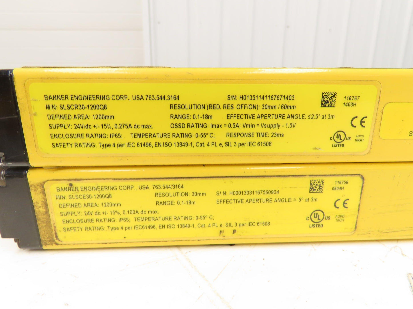 Banner SLSCE30-1200Q8|SLSCR30-1200Q8 Light Curtain Receiver/Transmitter Set 1.2m