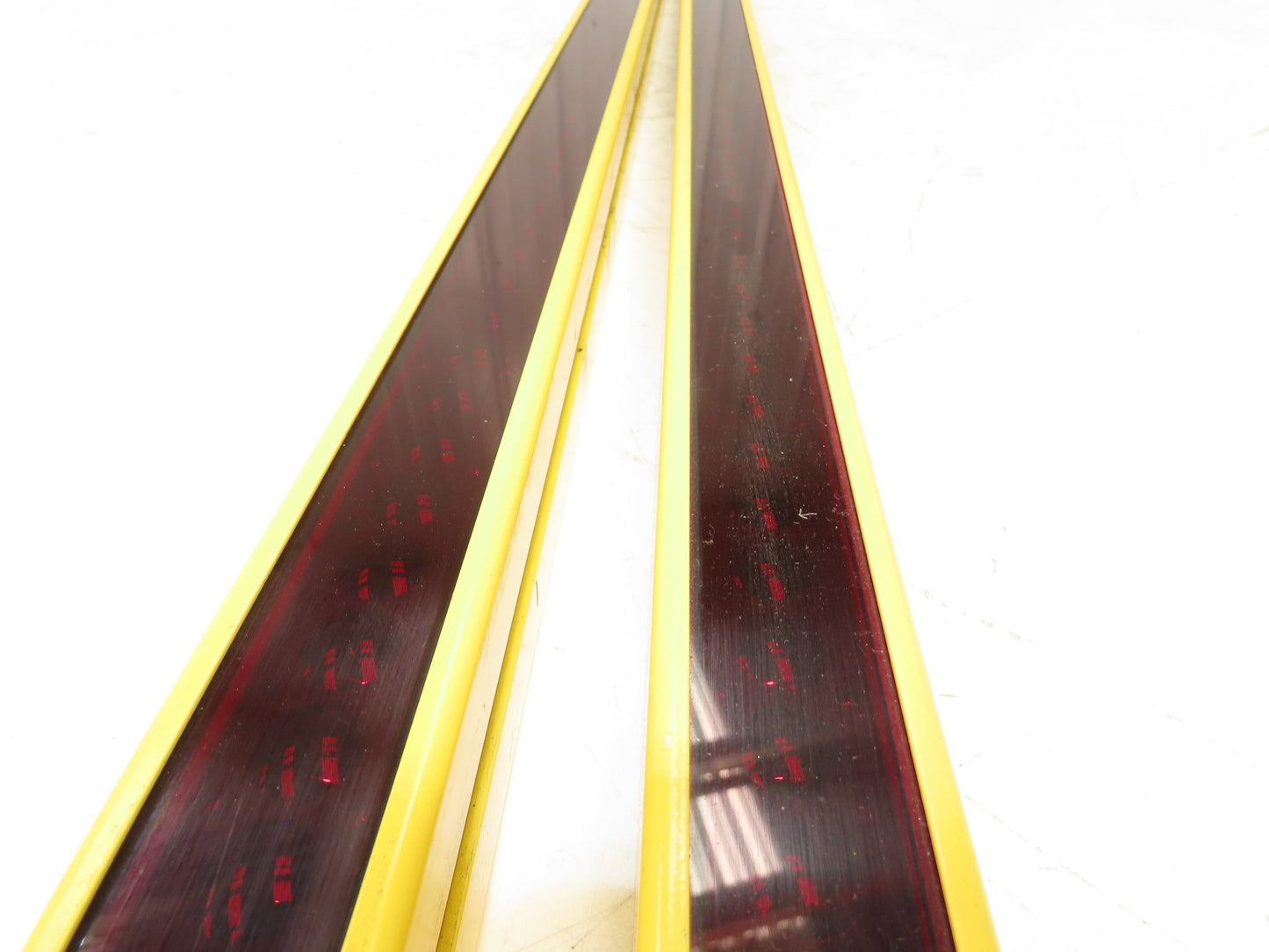Banner SLSCE30-1200Q8|SLSCR30-1200Q8 Light Curtain Receiver/Transmitter Set 1.2m
