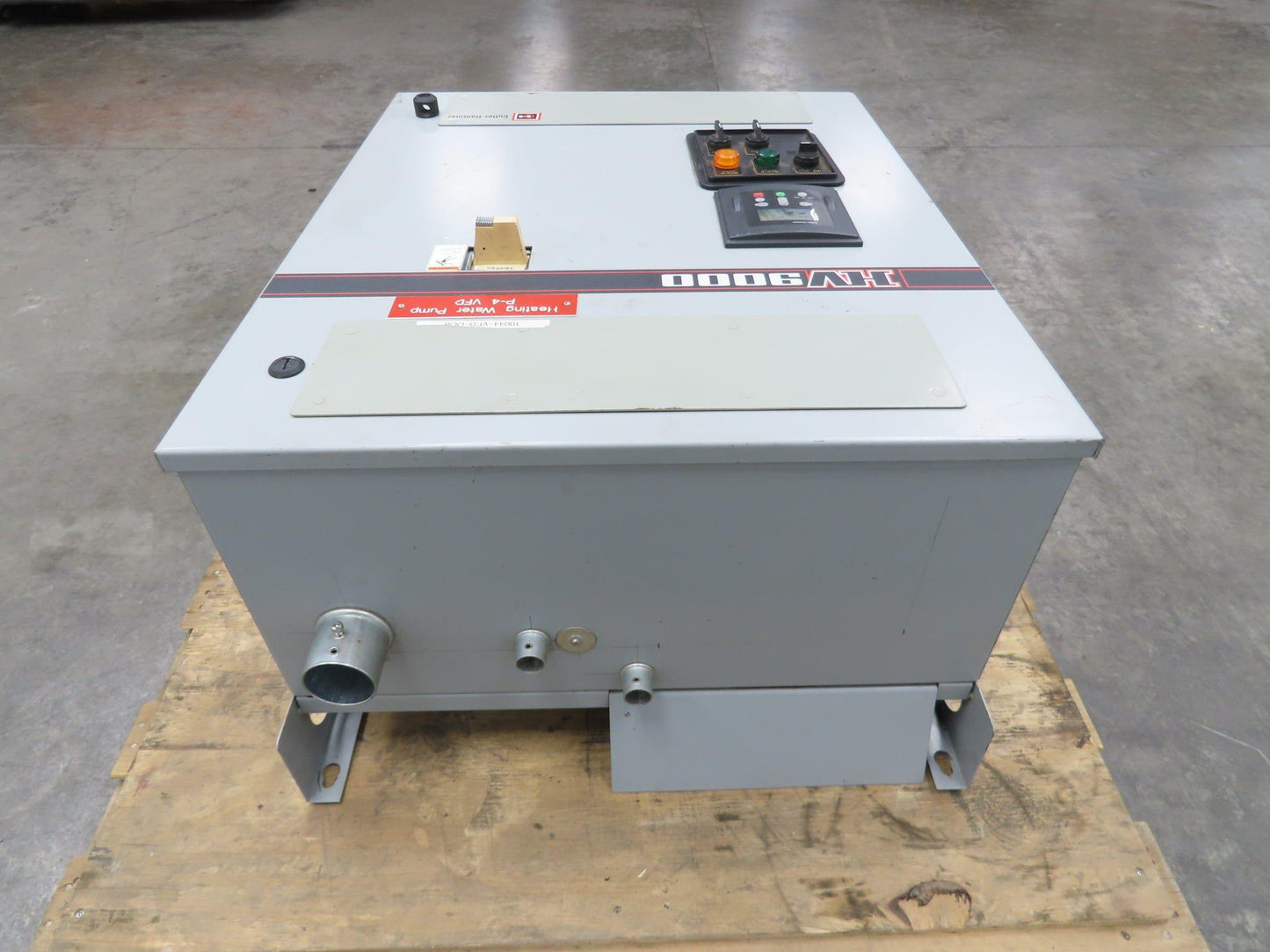 Cutler Hammer HV9040 VFD Adjustable Speed Drive 40HP 480V Oversized Enclosure