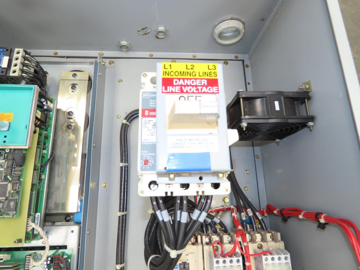 Cutler Hammer HV9040 VFD Adjustable Speed Drive 40HP 480V Oversized Enclosure
