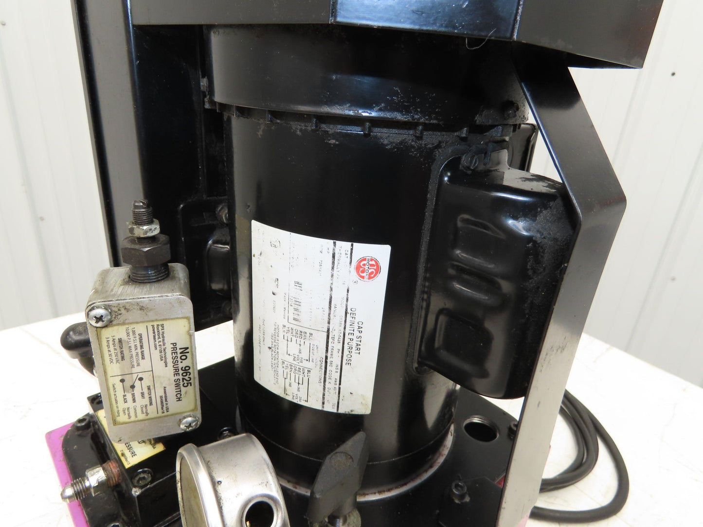 SPX Hytec 100888 Model B Hydraulic Power Workholding Pump Unit 2.5gal 115V