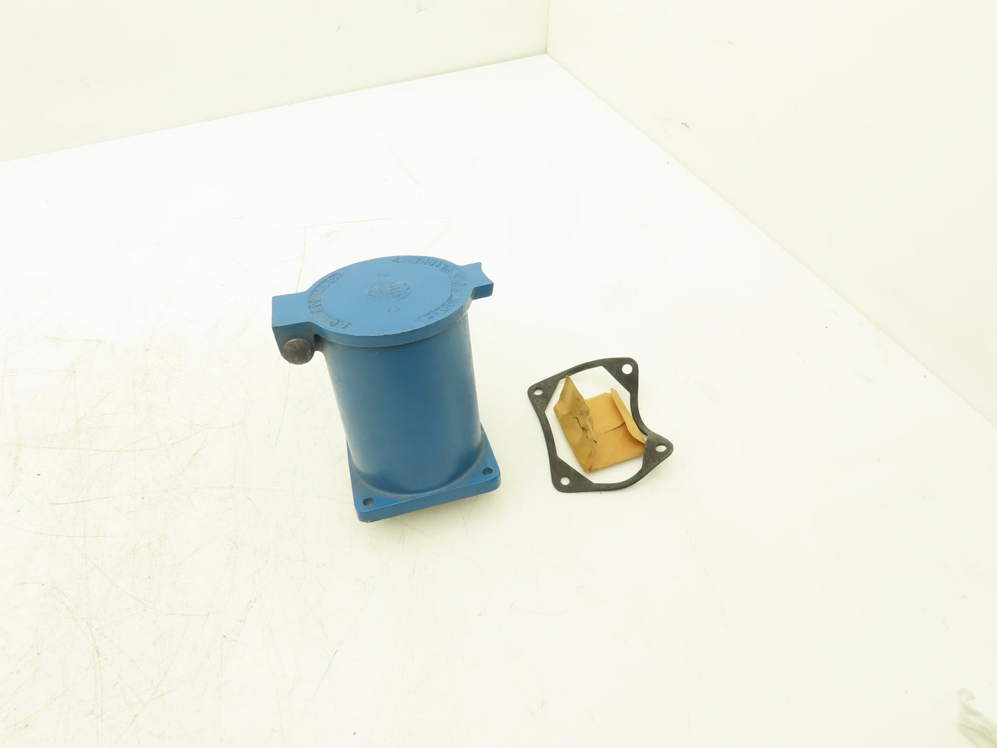 Hubbell 26520 Hubbellock Locking Receptacle 60A 600V 4P 5W