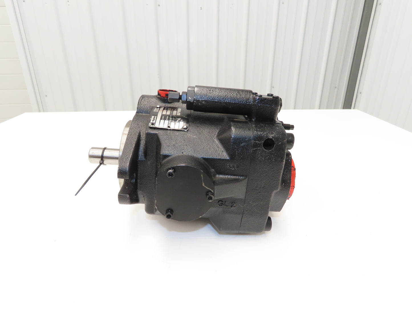 Parker PVP3336R221 Hydraulic Variable Piston Pump 15GPM 3600 PSI 33cm³