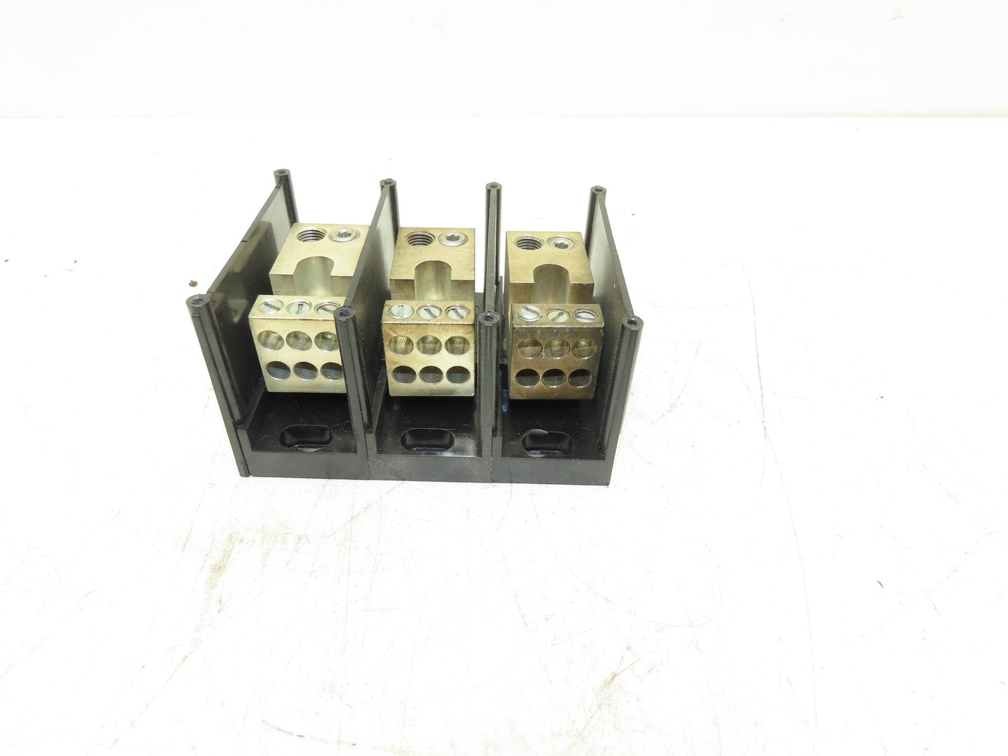 Ferraz Shawmut 67513 Power Distribution Block 600V 350A 3 Pole