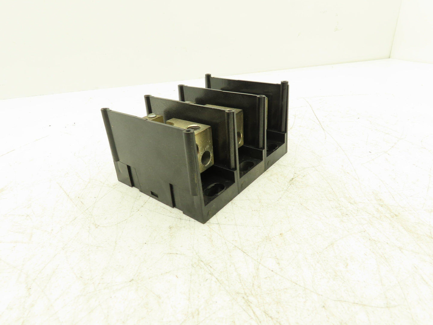 Ferraz Shawmut 67513 Power Distribution Block 600V 350A 3 Pole