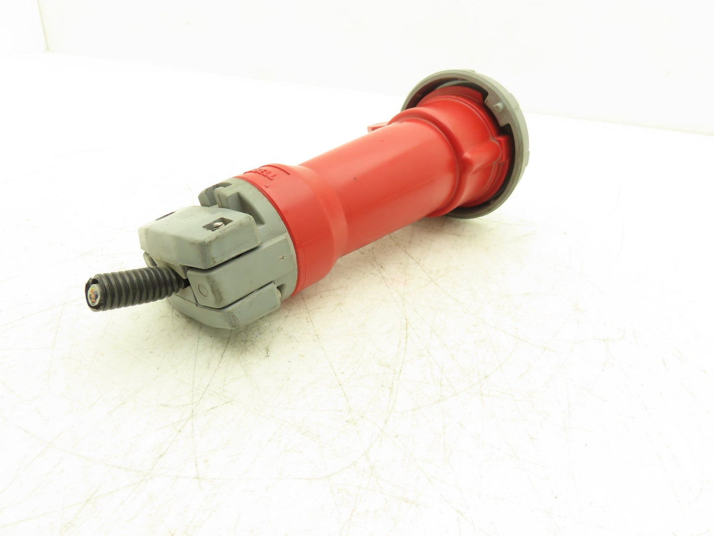 Hubbell 516C6W 516C6W Pin Sleave Connector Female Plug 5 Pin 380VAC