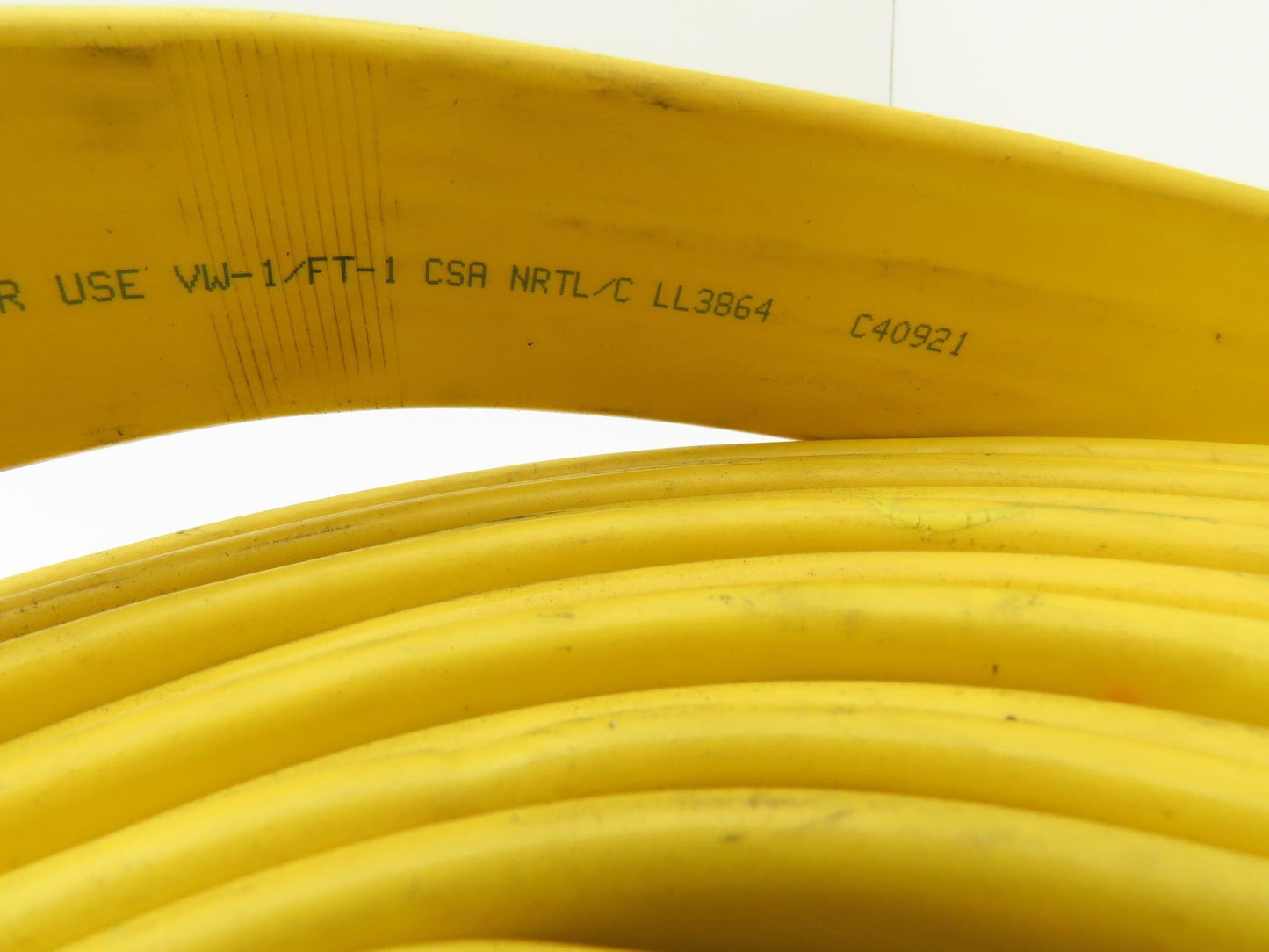 Festoon Cable Outdoor E60362H Multi-Conductor Flat Cable 12 Wire 16AWG 600V 24'