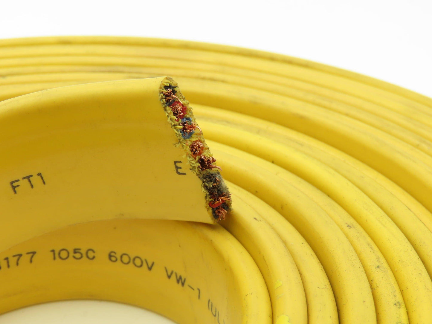 Festoon Cable Outdoor E-24573 Multi-Conductor Flat Cable 8 Wire 14AWG 600V 27'