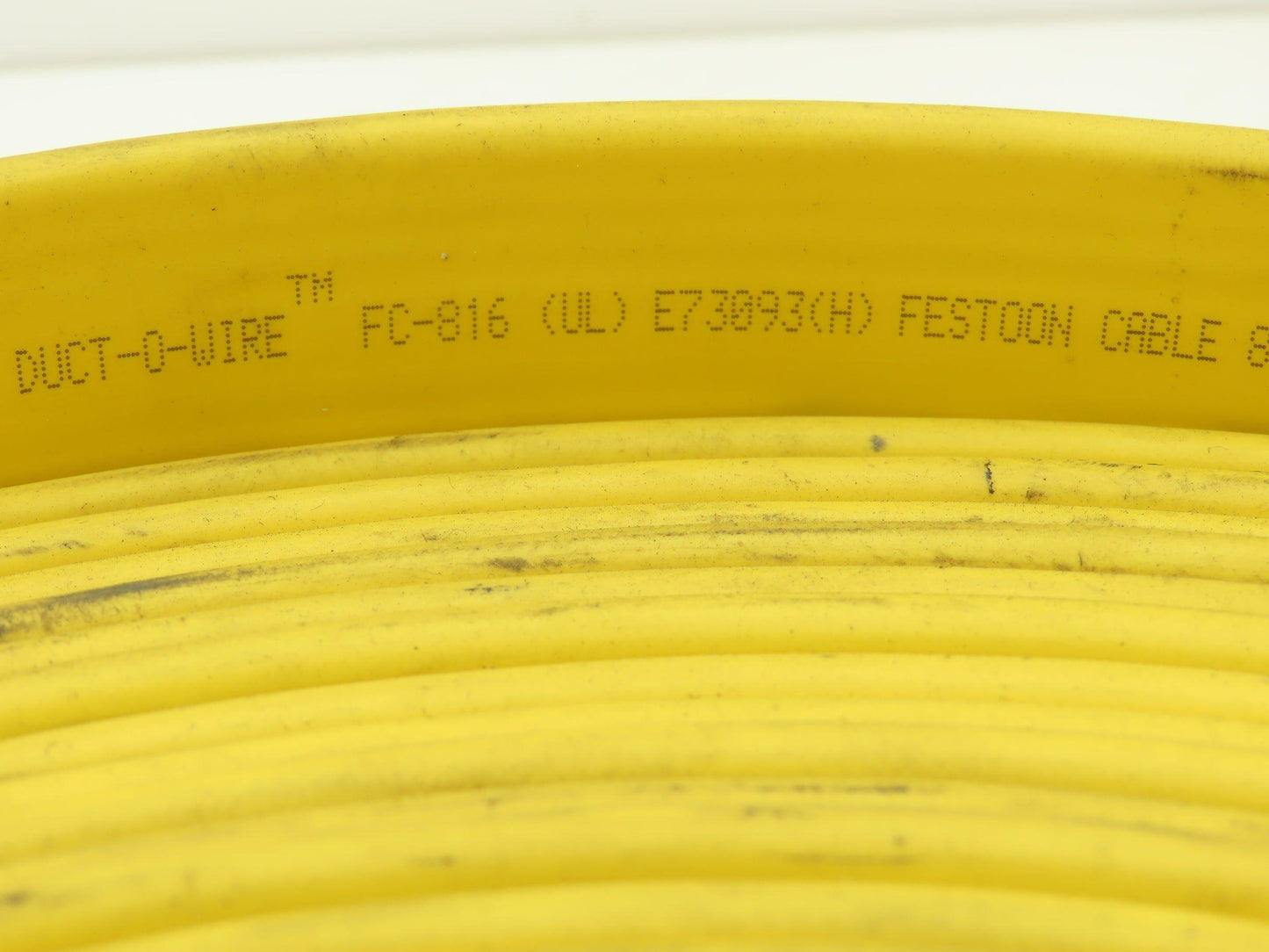 Festoon Cable Outdoor E73093 Multi-Conductor Flat Cable 8 Wire 16AWG 600V 32'