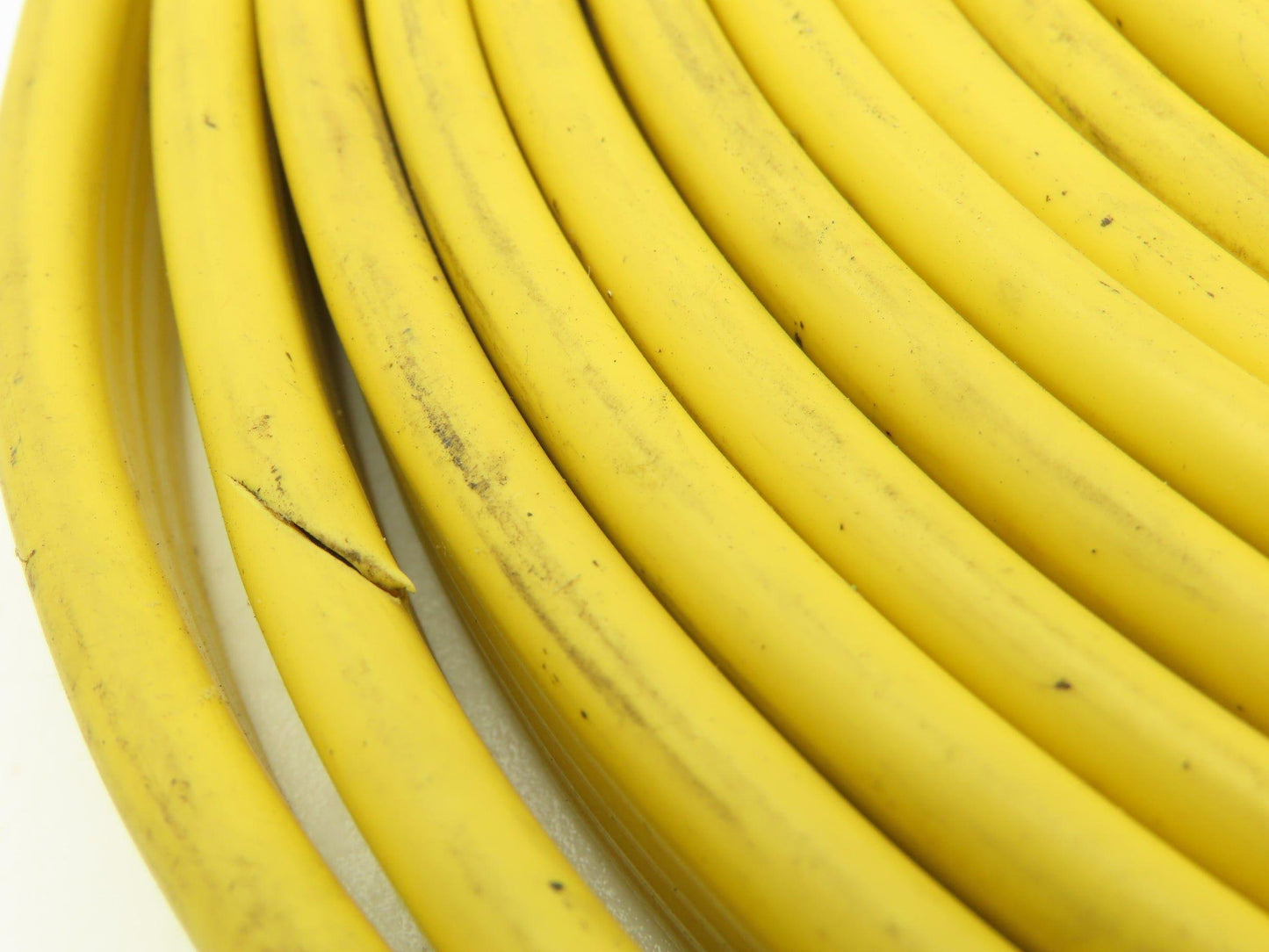 Festoon Cable Outdoor E73093 Multi-Conductor Flat Cable 4 Wire 14AWG 600V 32'