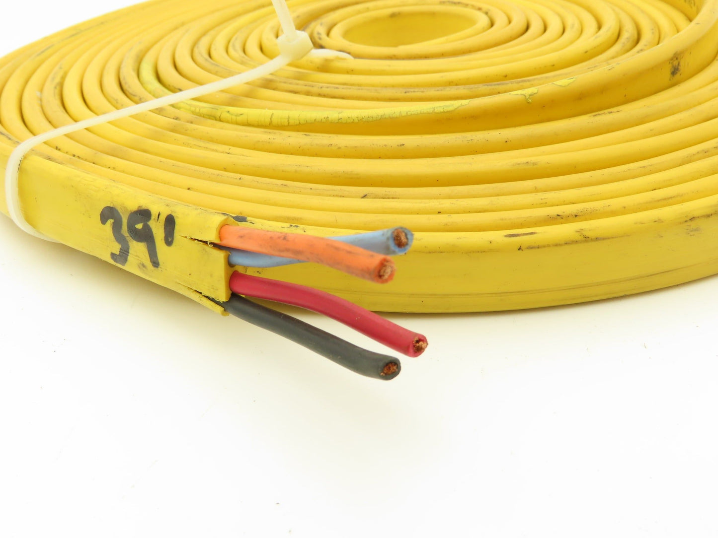 Festoon Cable Outdoor E60362H Multi-Conductor Flat Cable 4 Wire 14AWG 600V 39'