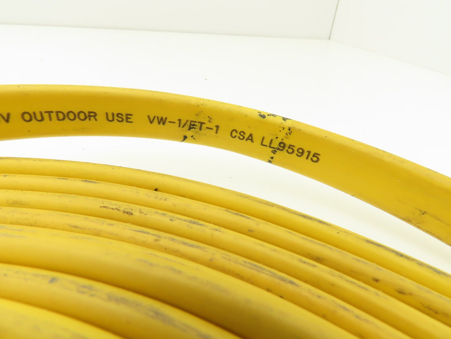 Festoon Cable Outdoor E60362H Multi-Conductor Flat Cable 4 Wire 14AWG 600V 39'
