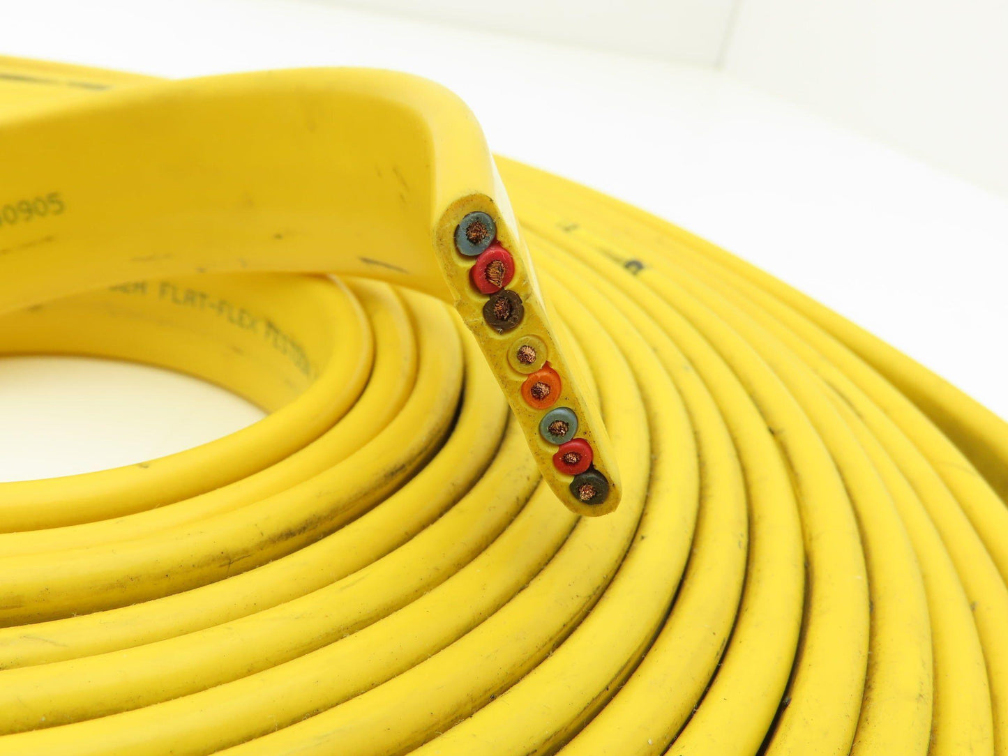 Festoon Cable Outdoor E60362H Multi-Conductor Flat Cable 8 Wire 16AWG 600V 30'