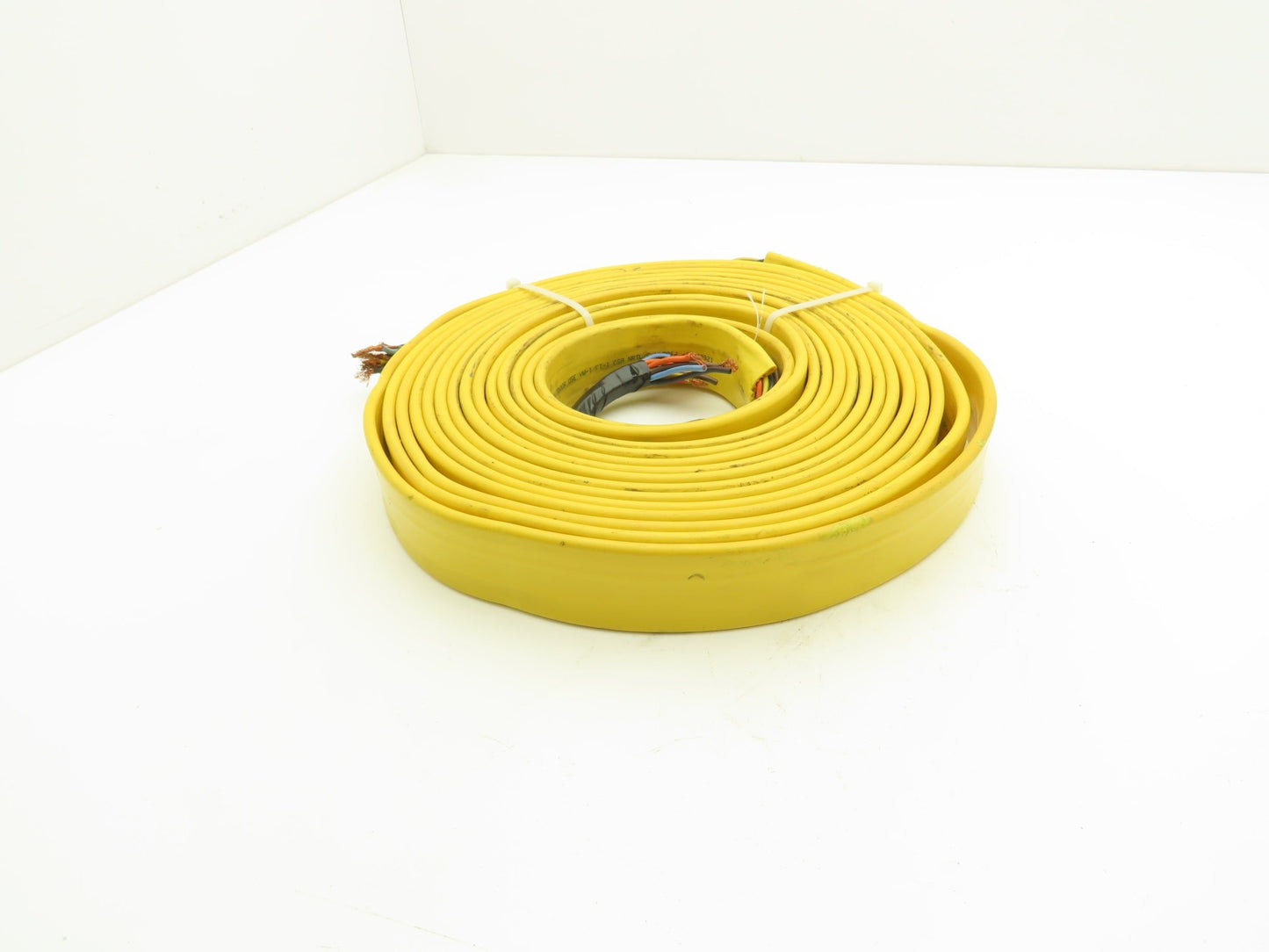 Festoon Cable Outdoor E60362H Multi-Conductor Flat Cable 12 Wire 16AWG 600V 30'