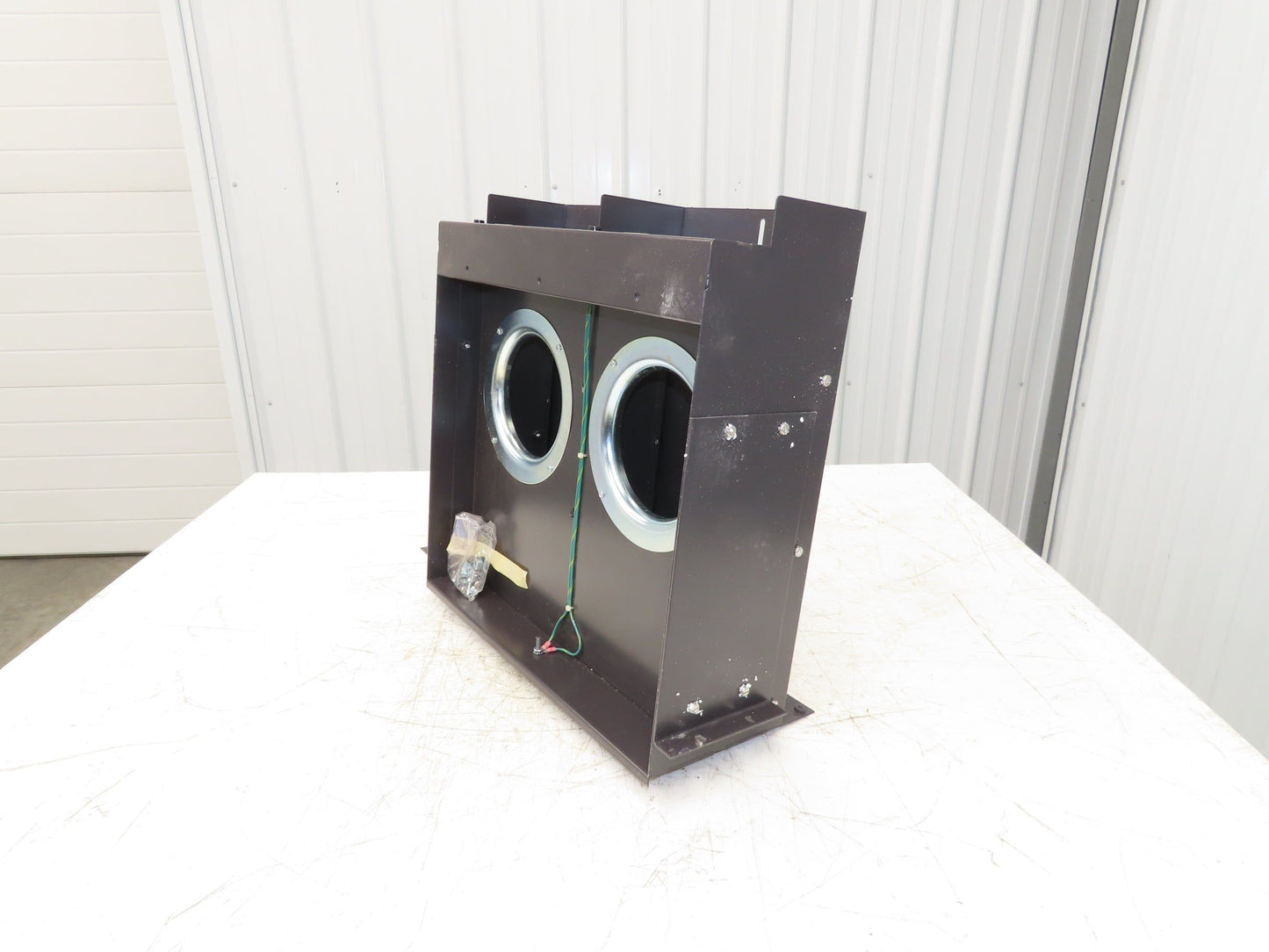 Bailey I90 IPFCH01 Symphony Power Fan Chassis
