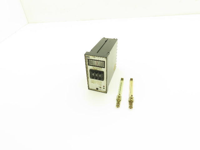 RKC DB-480B1C-M Temperature Control 110/220VAC 0-799°F