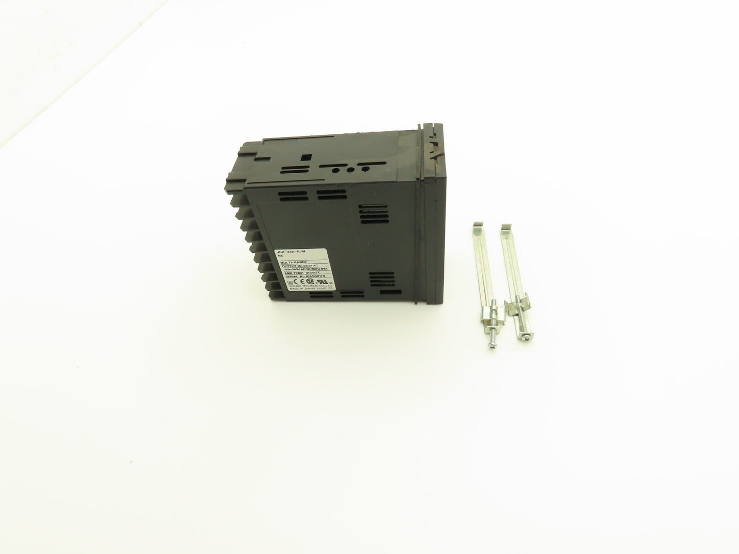 Shinko JCR-33A-R/M Temperature Control 120/240VAC 3A 8VA