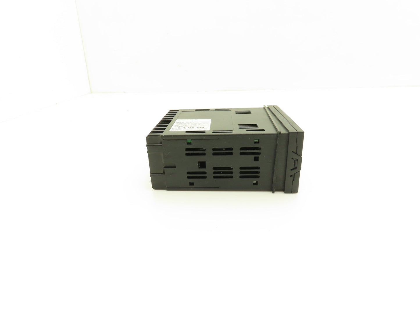 Shinko JCR-33A-R/M Temperature Control 120/240VAC 3A 8VA