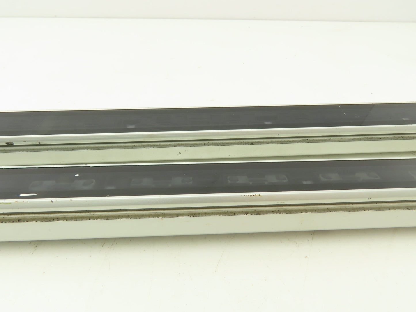 Keyence SL-C36H-R | SL-C36H-T Light Curtain Transmitter Receiver Set 700mm 24VDC